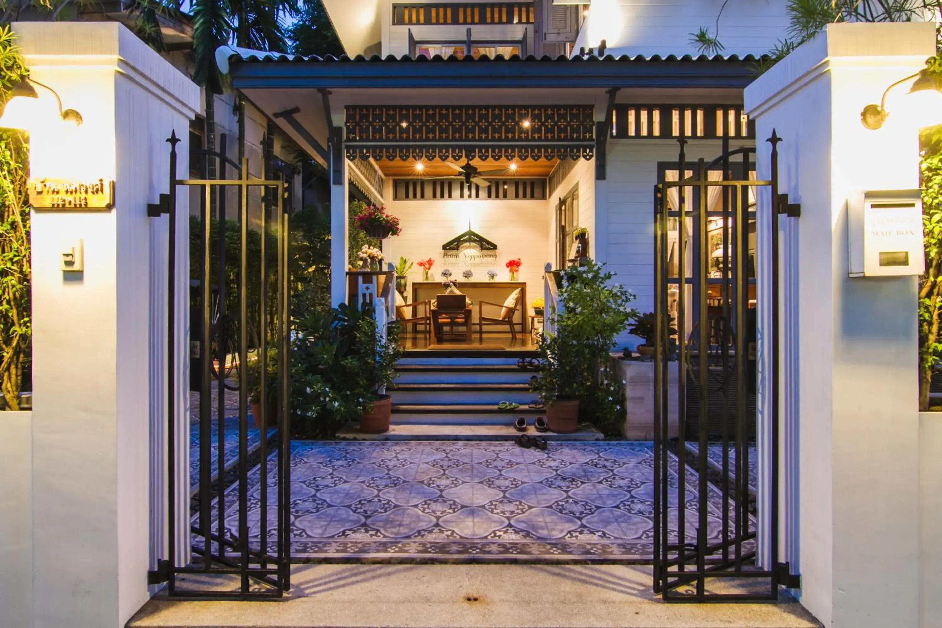 Property building in Baan Noppawong Property building in Baan Noppawong