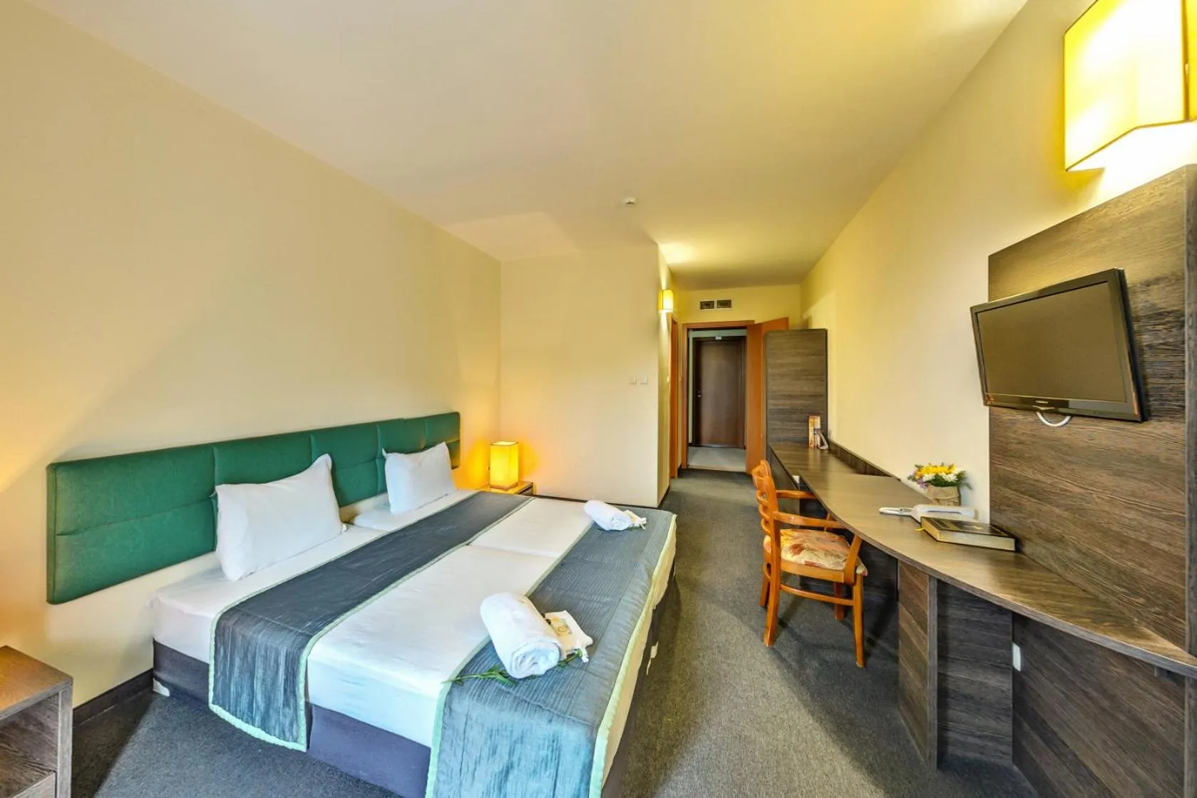 Photo of the whole room, Bed in Vitoshko Lale Hotel