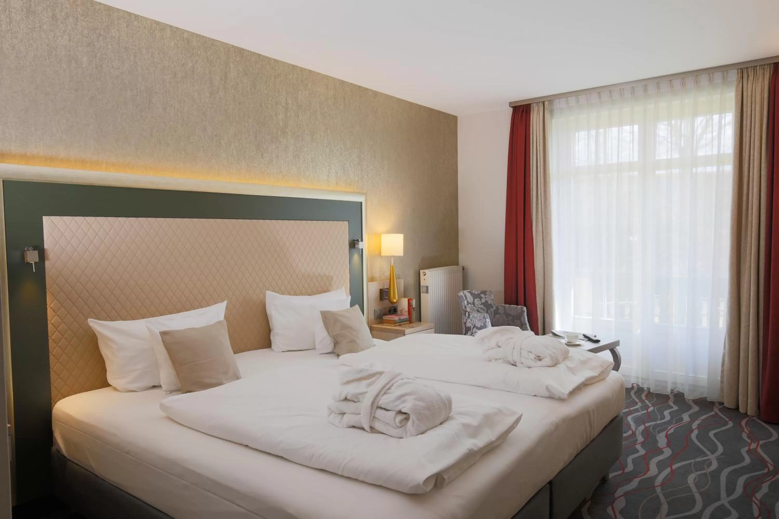 Photo of the whole room, Bed in Hotel Bayerischer Hof Miesbach, BW Premier Collection