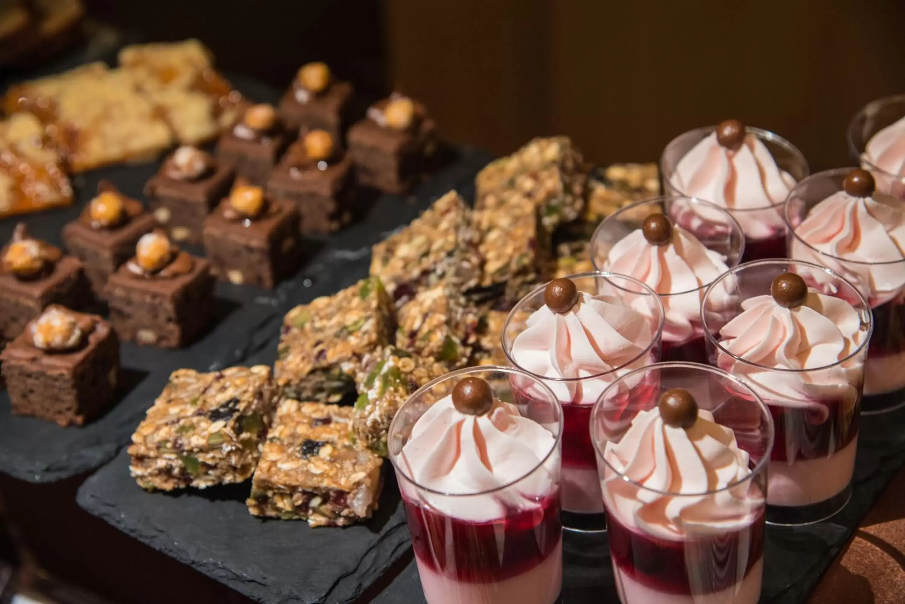 Restaurant/places to eat in Rosslyn Dimyat Hotel Varna Restaurant/places to eat in Rosslyn Dimyat Hotel Varna