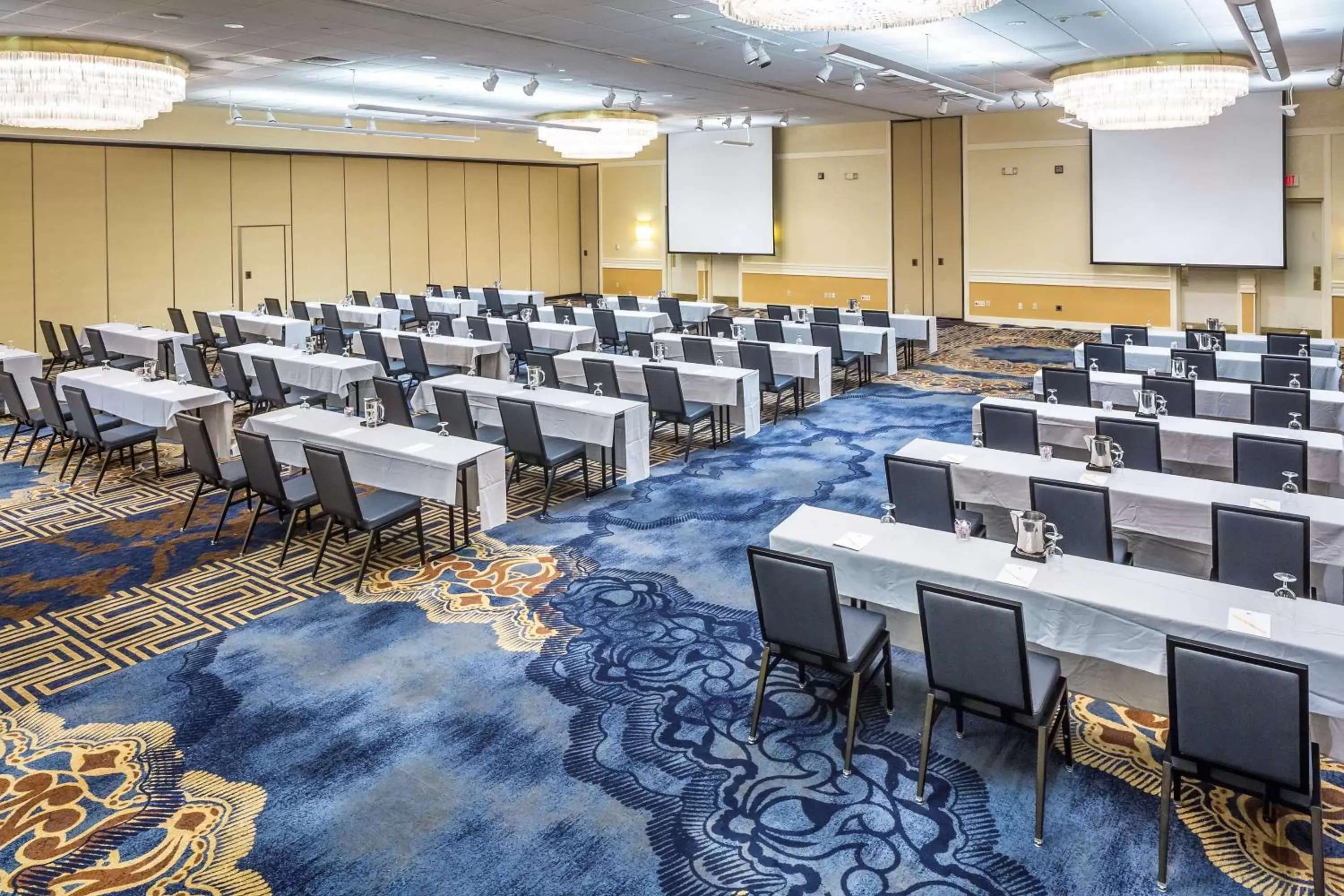 Meeting/conference room in DoubleTree by Hilton Boston-Andover