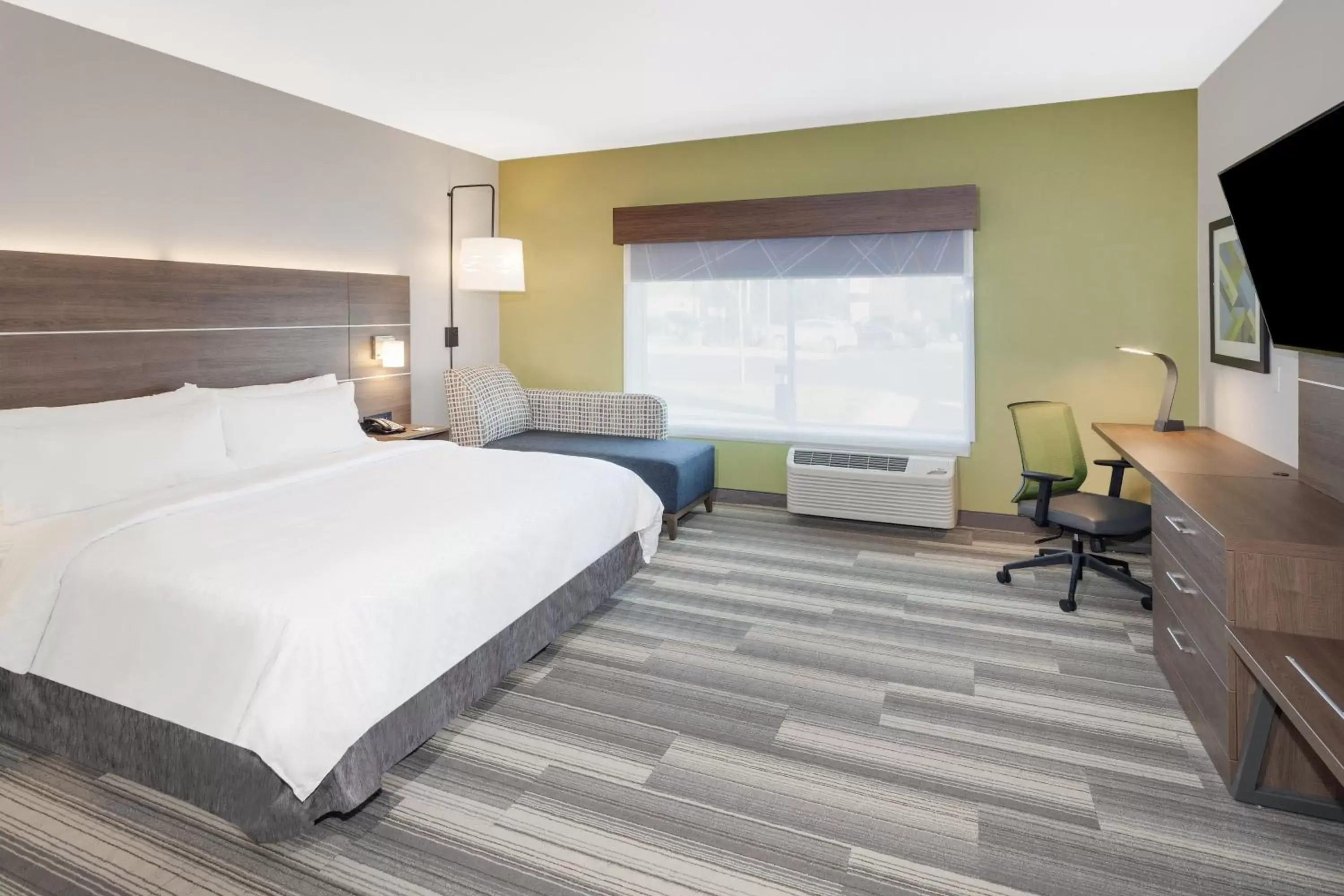 Photo of the whole room in Holiday Inn Express & Suites - Hudson I-94, an IHG Hotel