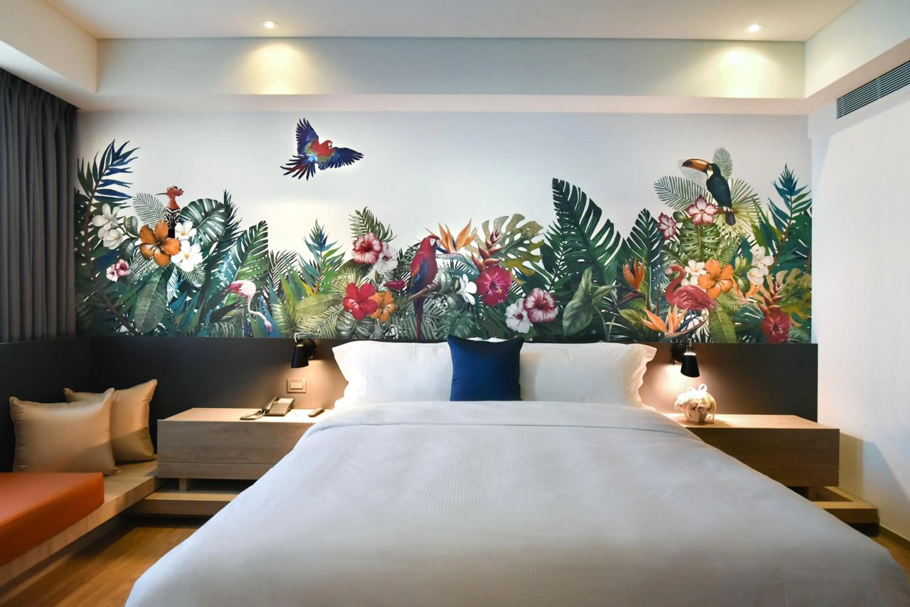 Deluxe Double Room in Just Sleep Kaohsiung Station