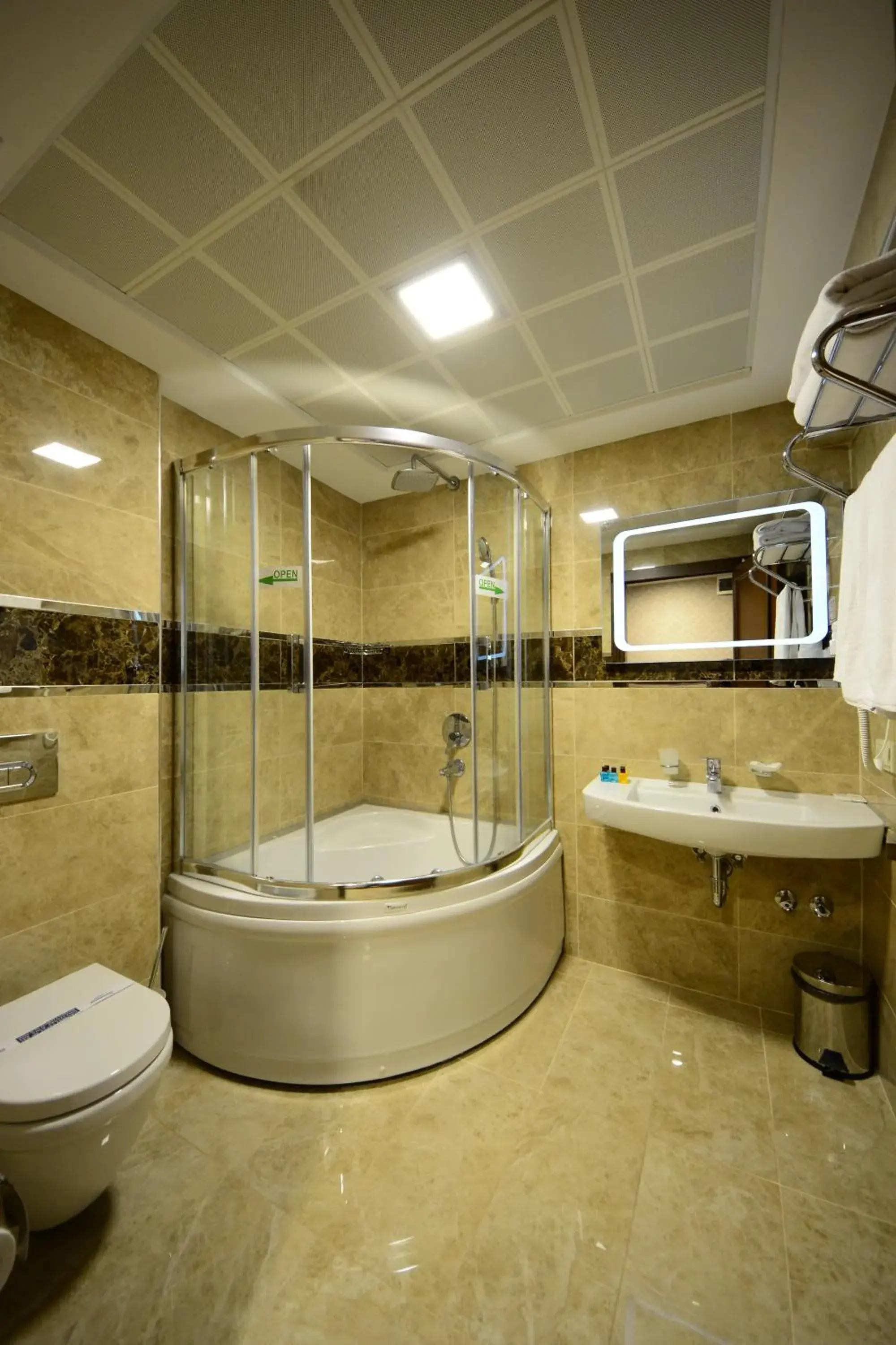 Bathroom in Grand Bazaar Hotel