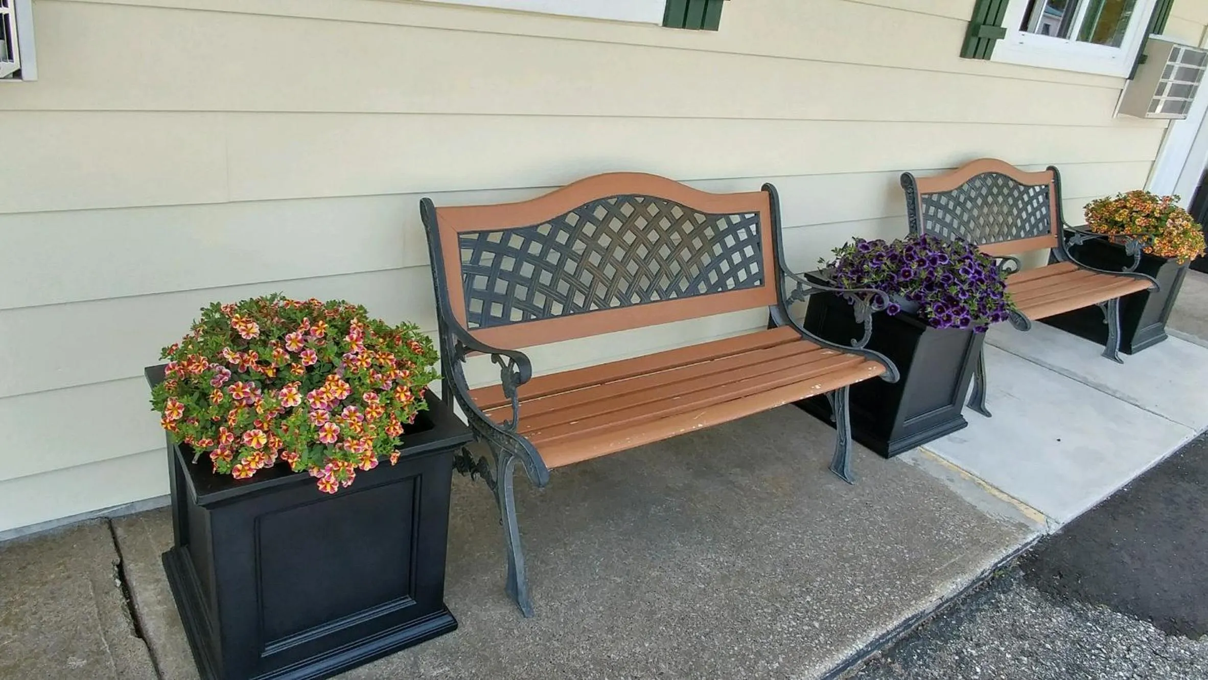 Sunset Motel at Armand's Gardens