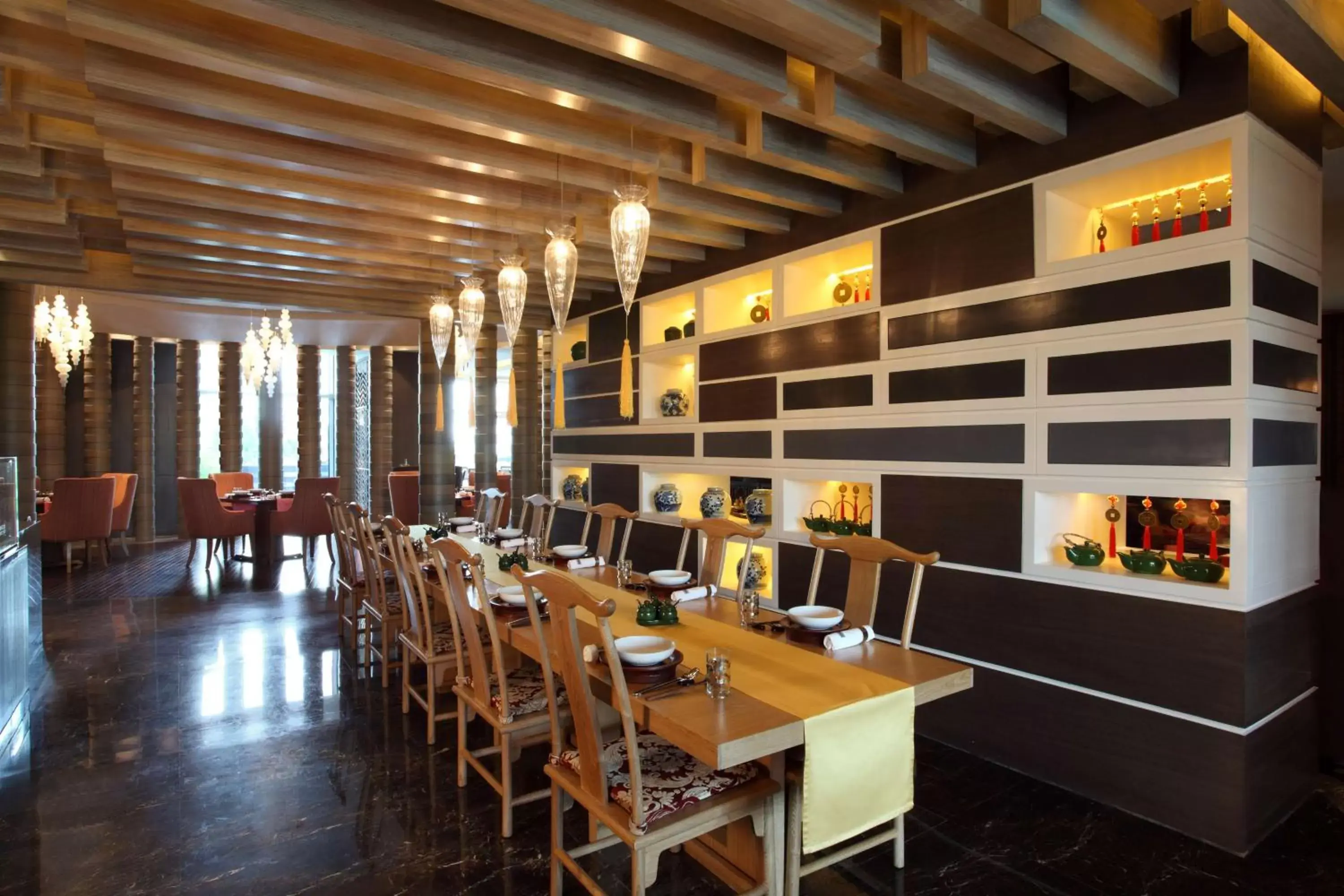 Restaurant/places to eat in Hyatt Regency Ahmedabad