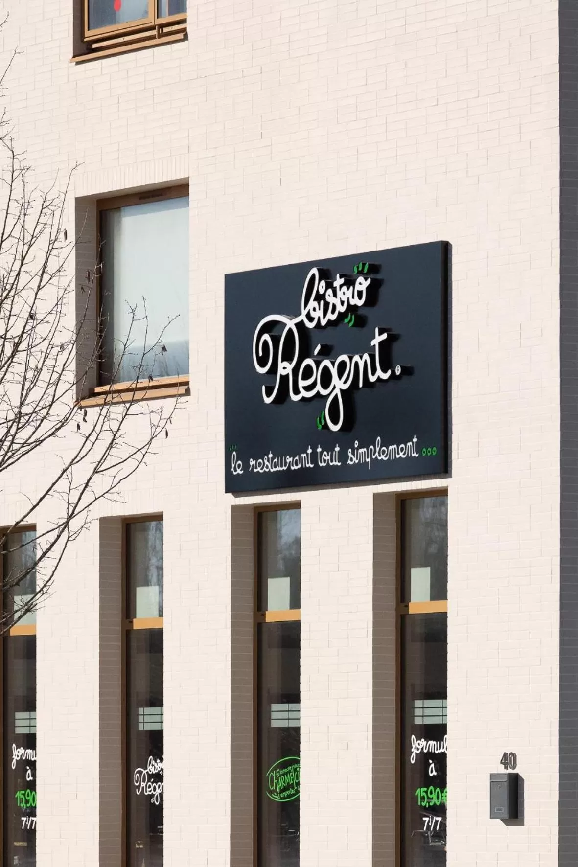 Restaurant/places to eat in The Originals Boutique Hôtel Amiens Sud