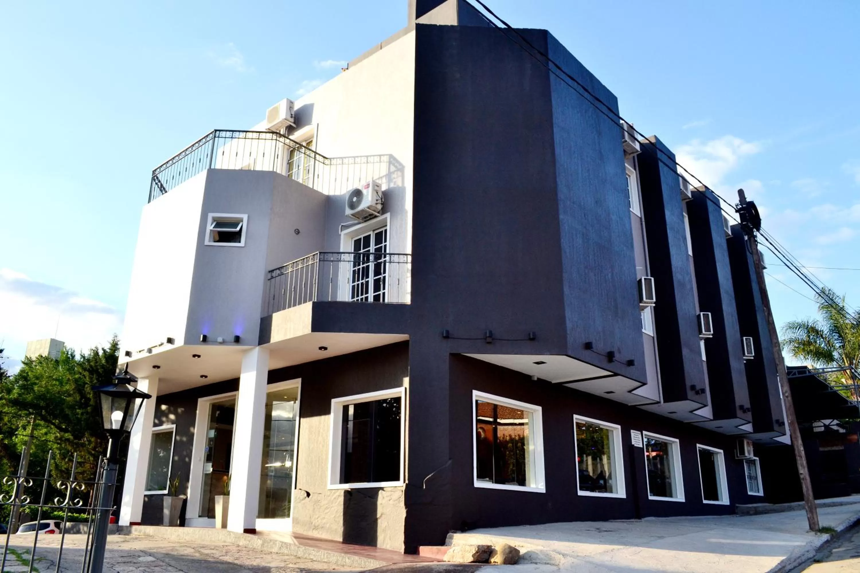 Property building in Hotel Terrazas by CPH