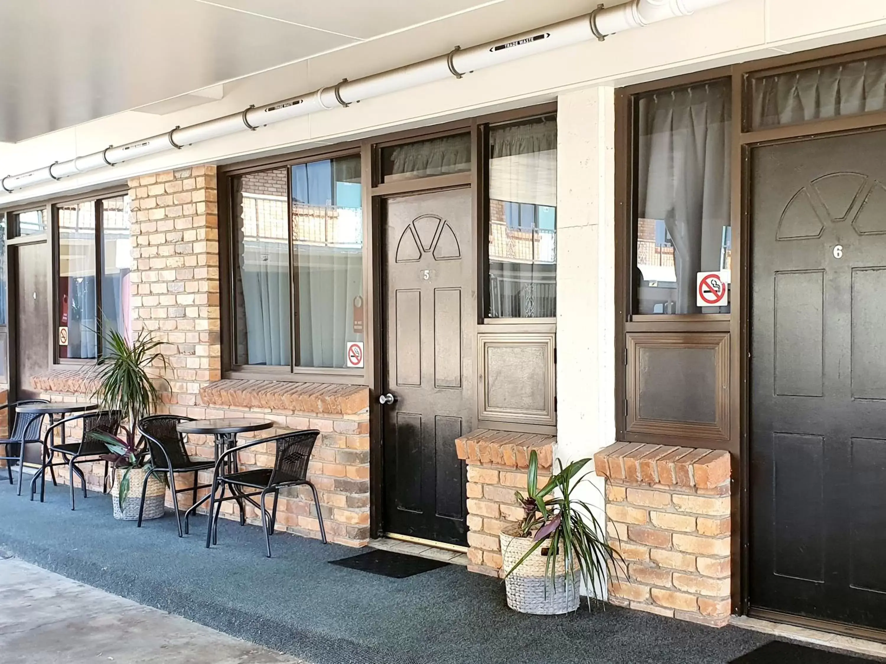 Property building in Archer Park Motel