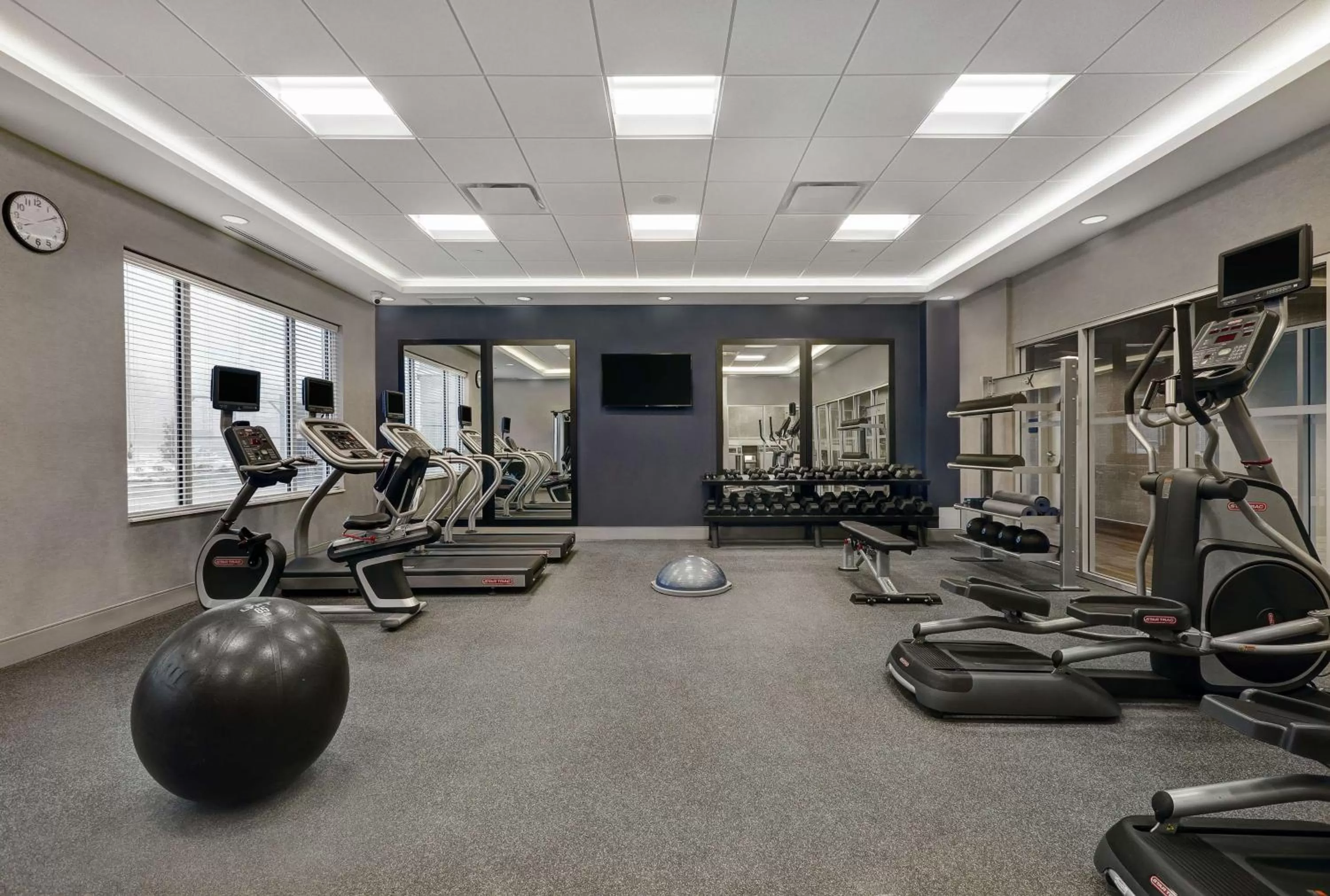 Fitness centre/facilities in Hampton Inn Peterborough