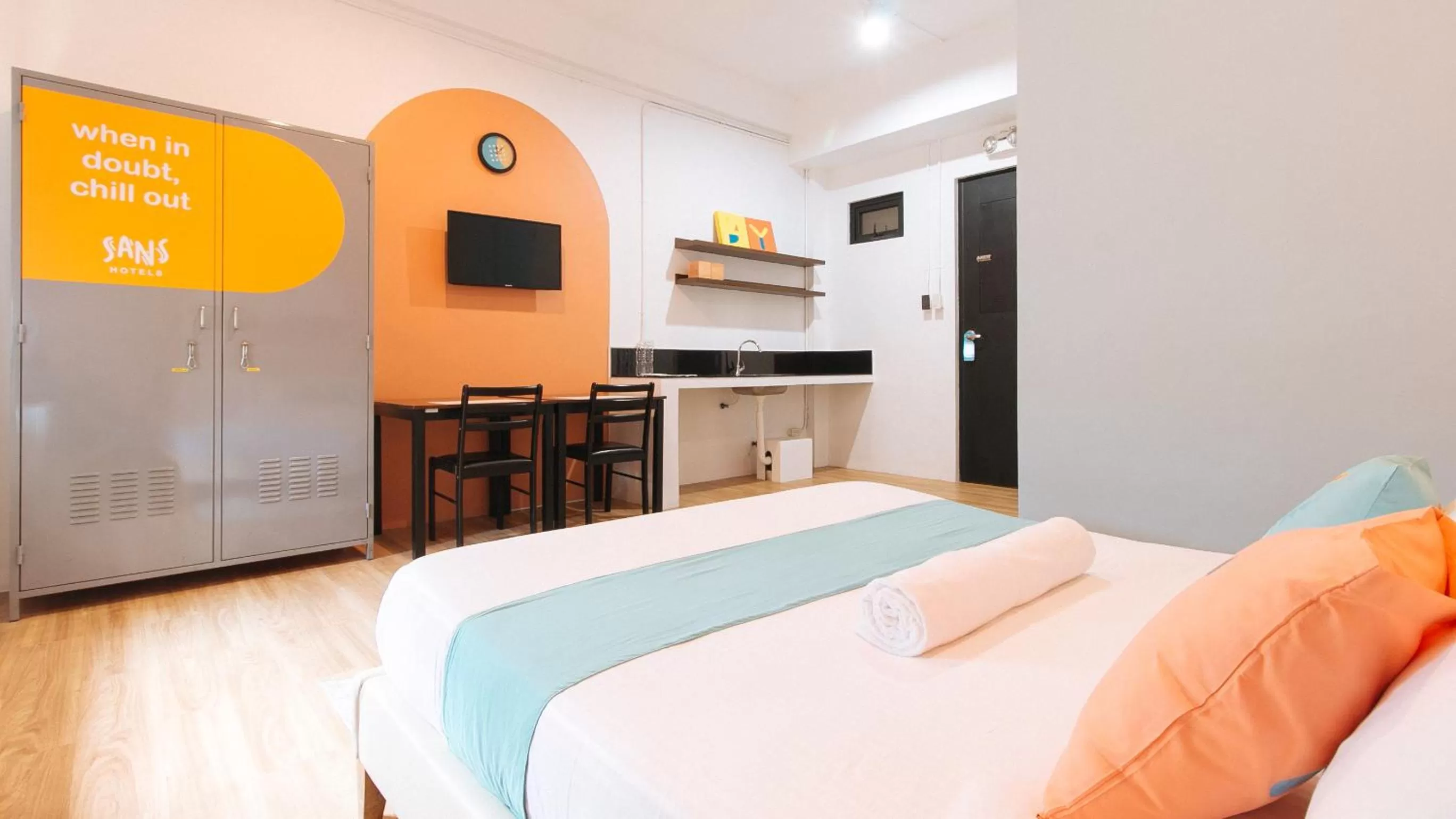 Bedroom in Sans Hotel Laperal Manila