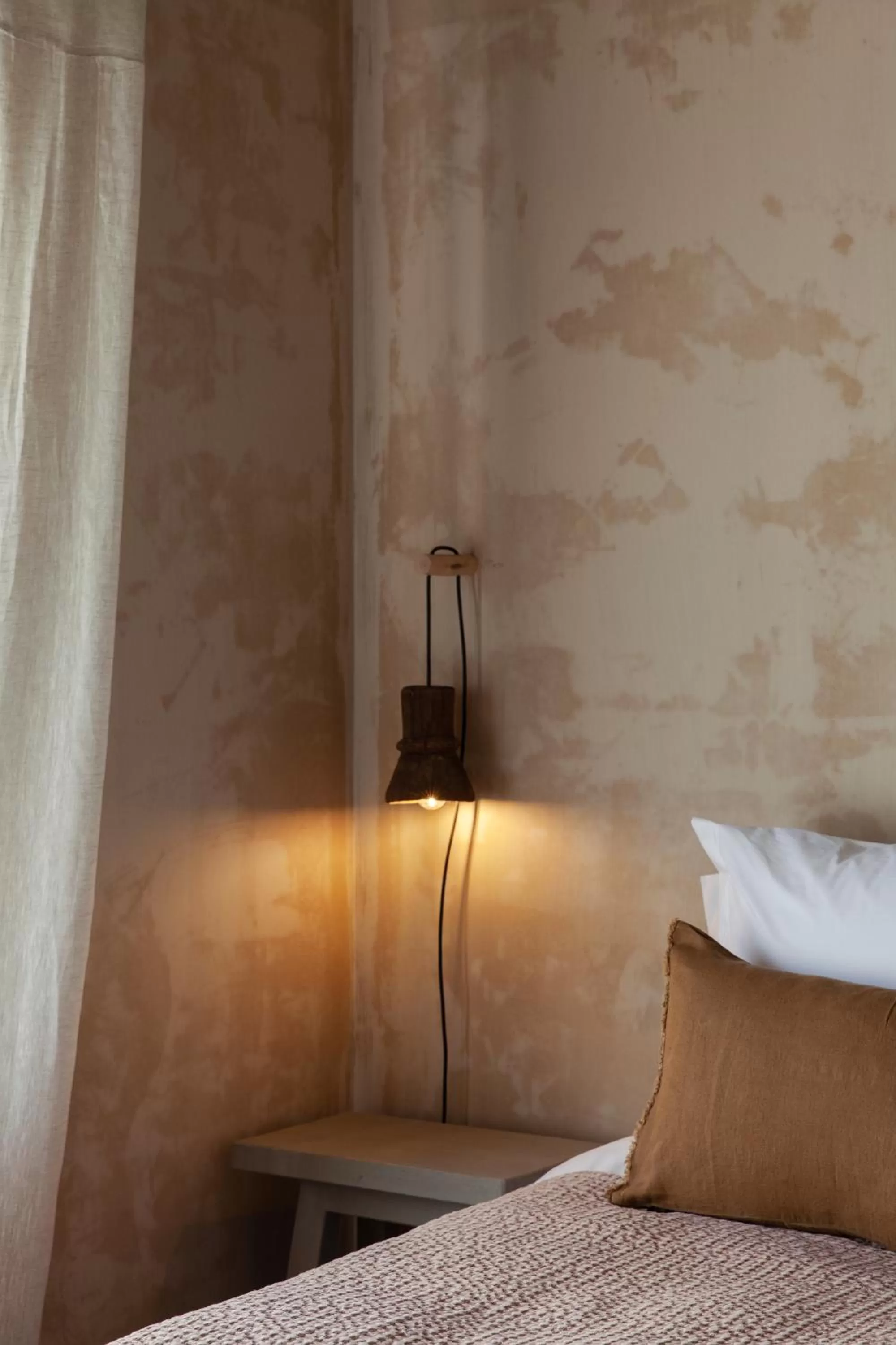 Bedroom, Bed in Azenhas do Mar Valley House