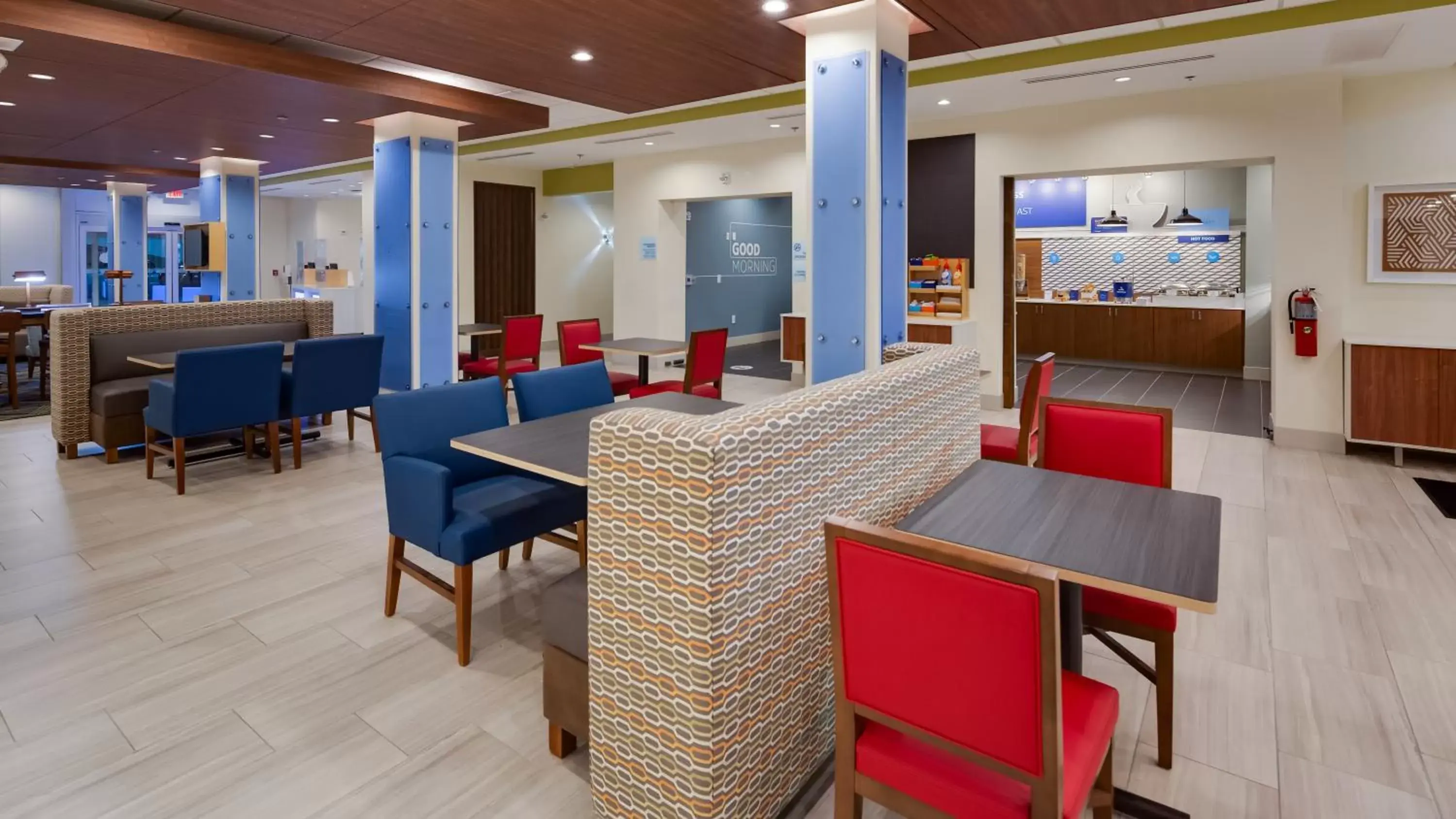 Breakfast, Restaurant/Places to Eat in Holiday Inn Express & Suites - Latta, an IHG Hotel