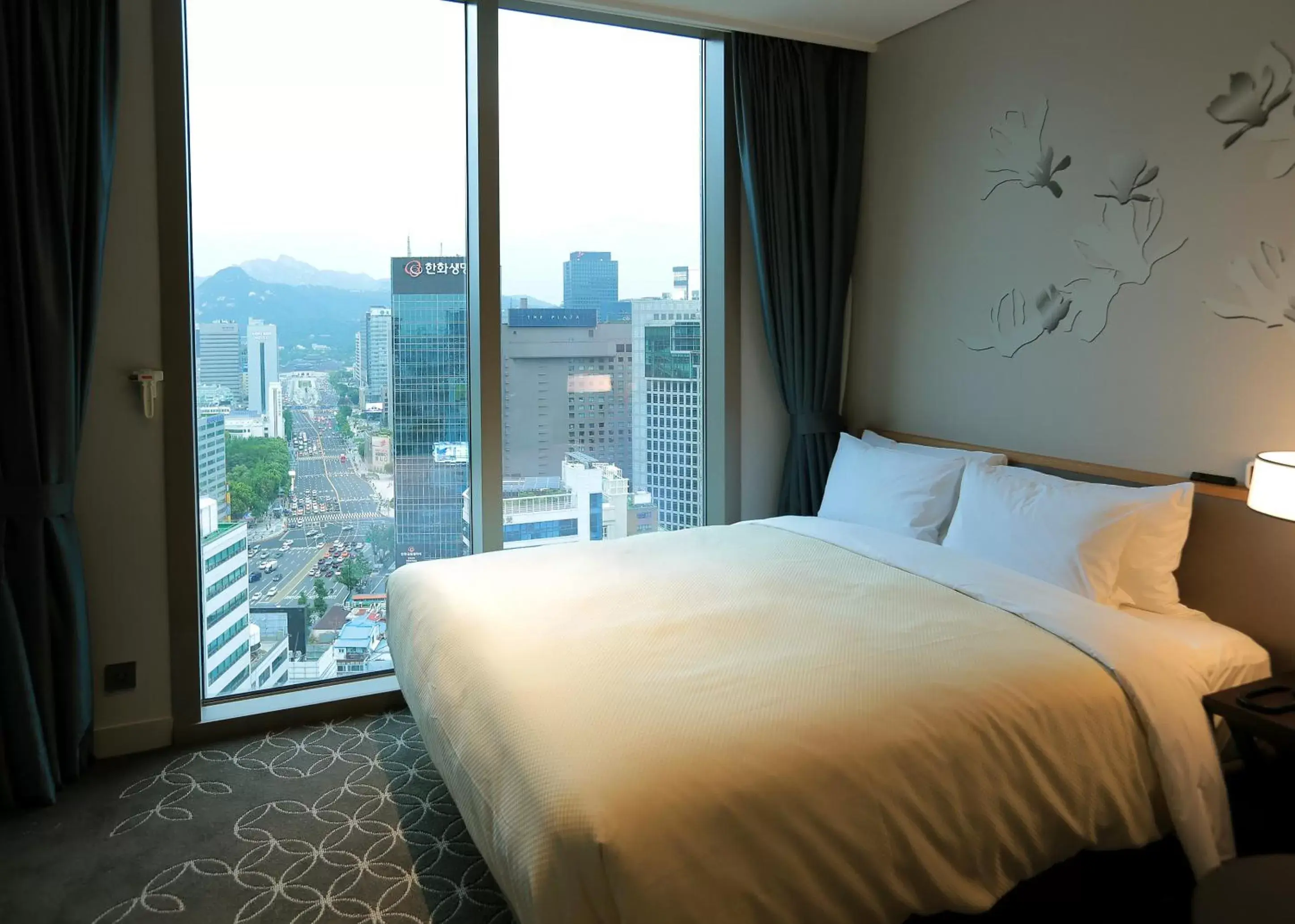 Bed in Hotel Gracery Seoul