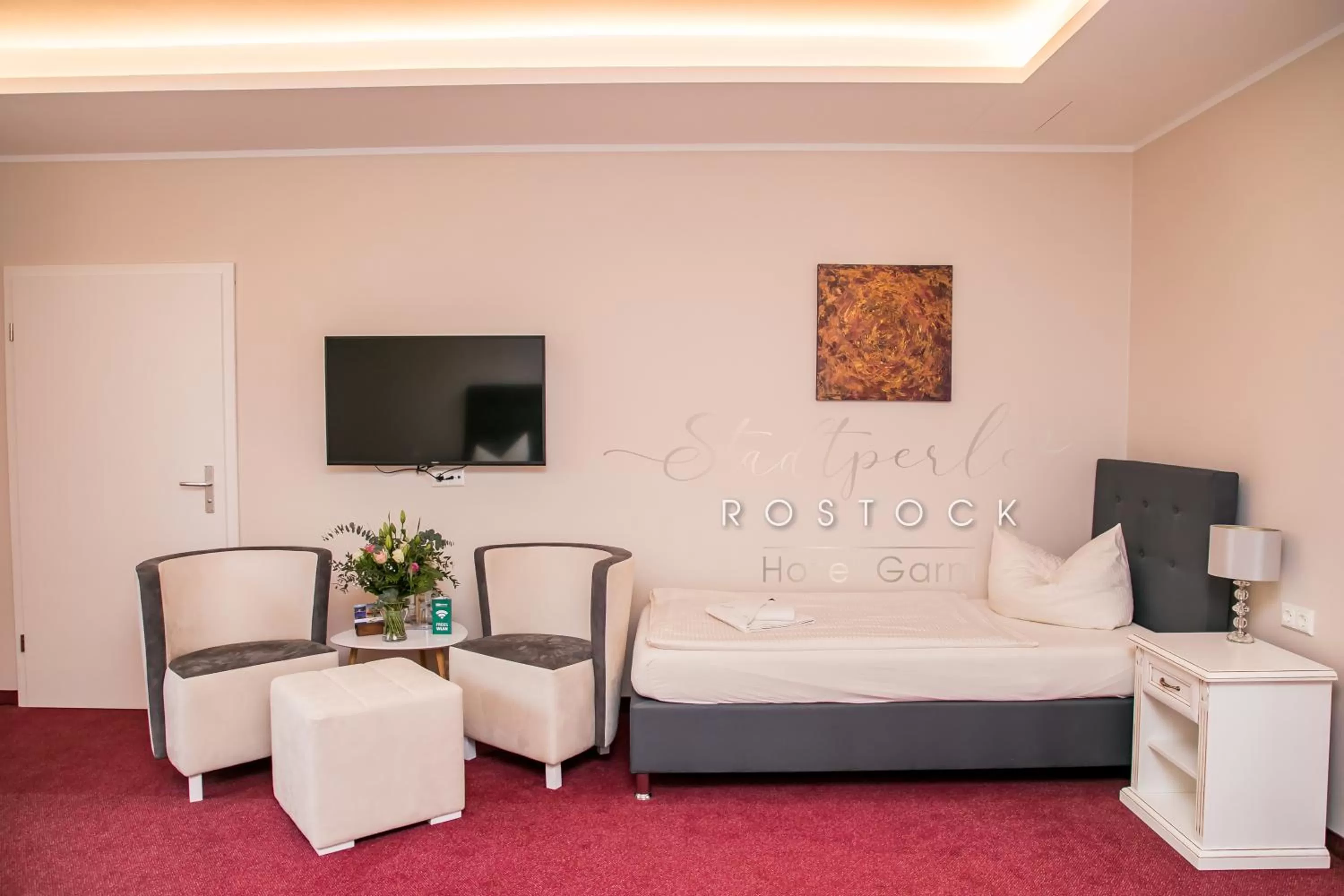 Photo of the whole room, Bed in Stadtperle Rostock