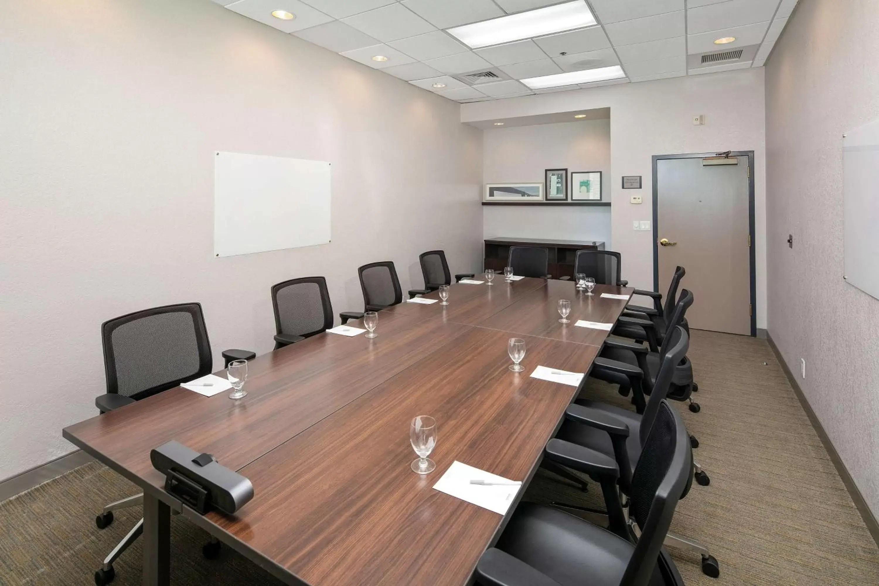 Meeting/conference room, Business Area/Conference Room in Country Inn & Suites by Radisson, San Diego North, CA