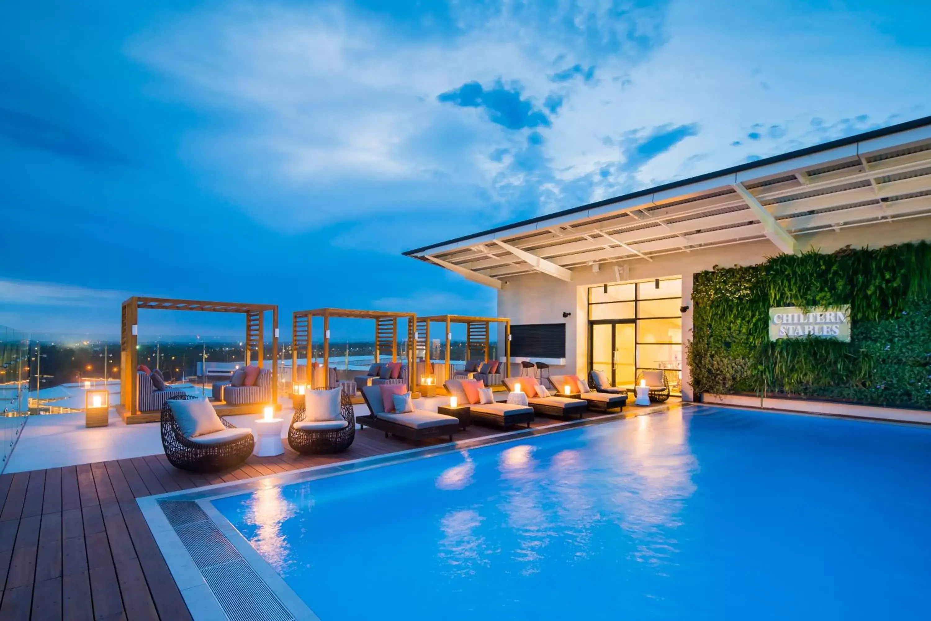 Swimming pool in The William Inglis Mgallery Swimming pool in The William Inglis Mgallery