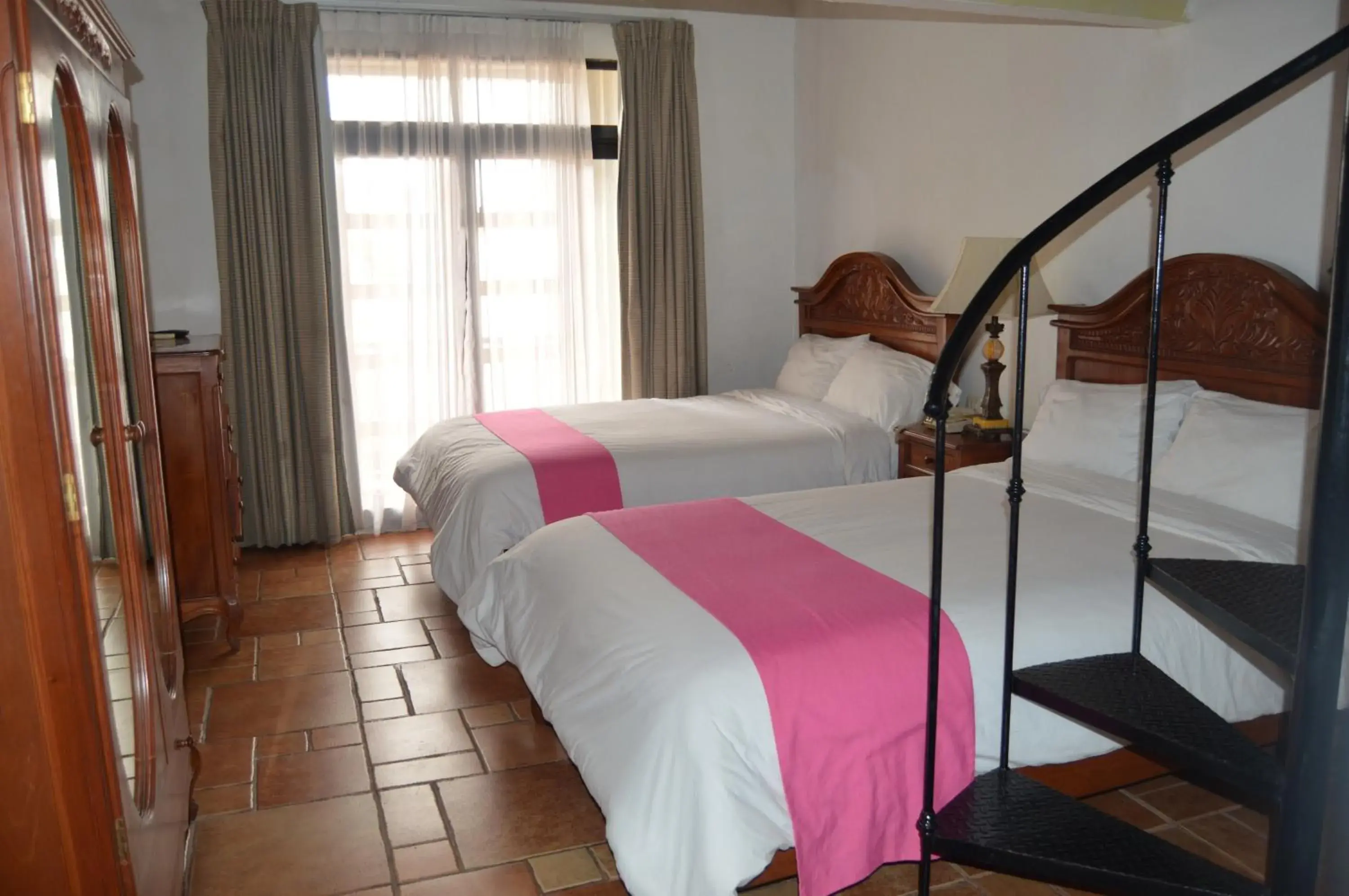 Photo of the whole room, Bed in Hotel Meson del Mar