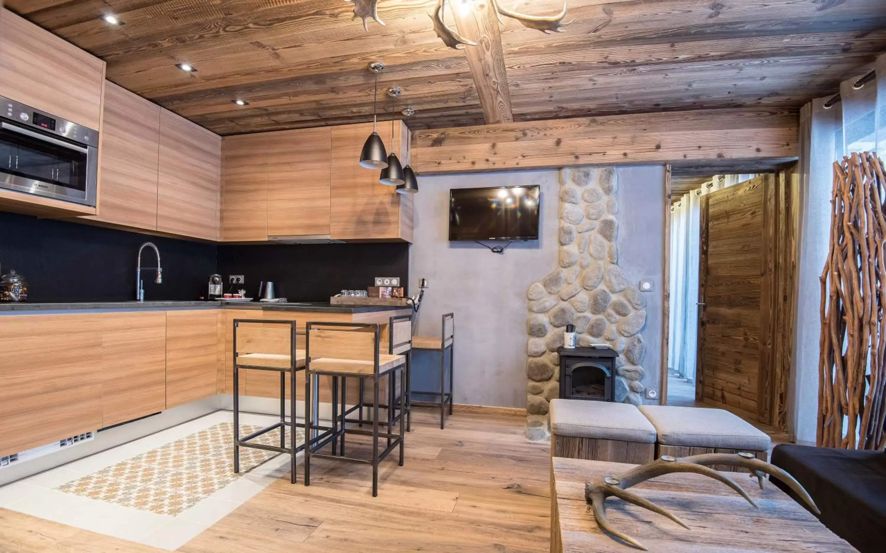 Kitchen or kitchenette in Les Grands Montets Hotel & Spa