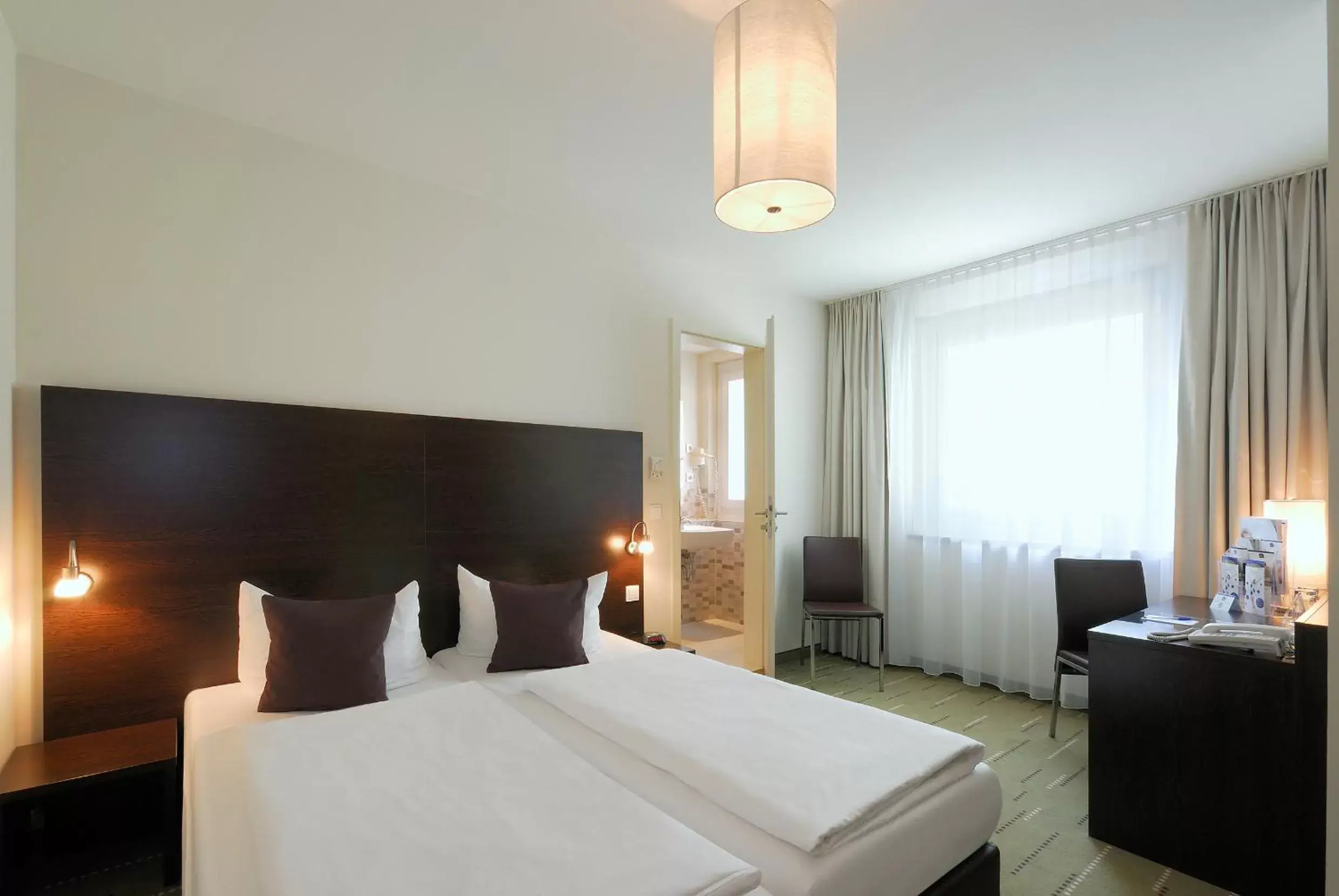 Bedroom, Room Photo in Best Western Hotel am Spittelmarkt
