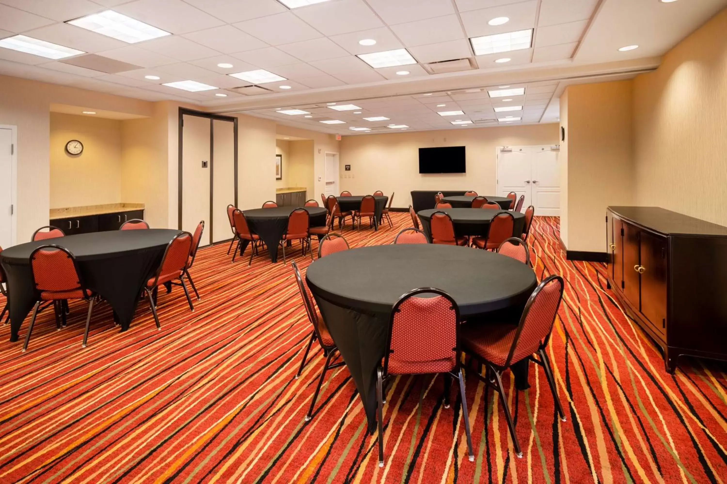 Meeting/conference room in Hampton Inn Covington