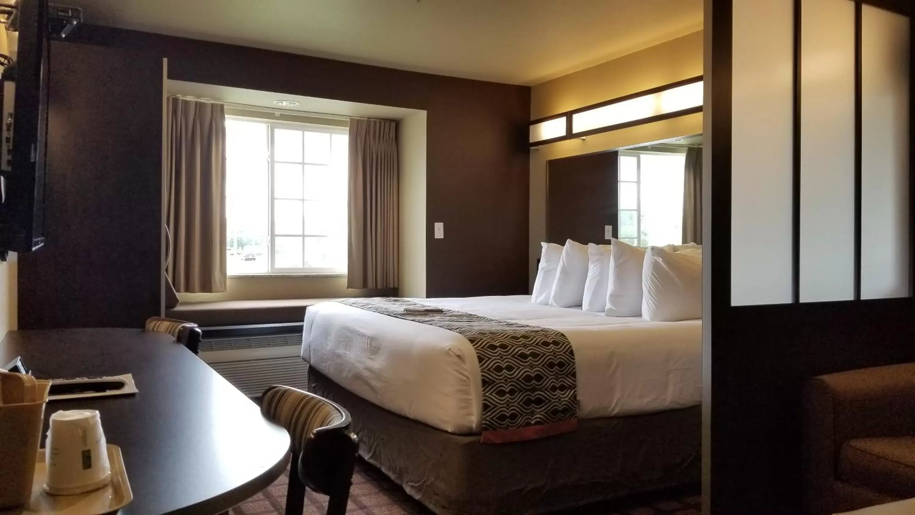 Photo of the whole room, Bed in Microtel Inn & Suites By Wyndham Conway