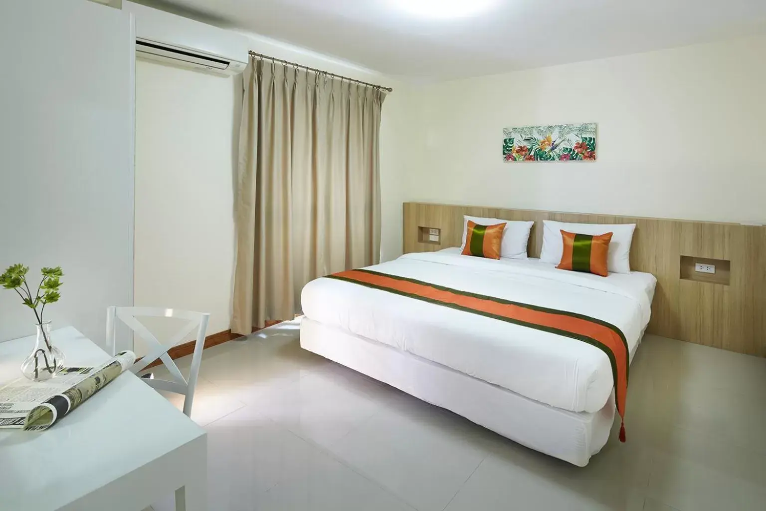 Bed in The Plimplace Hotel Bed in The Plimplace Hotel