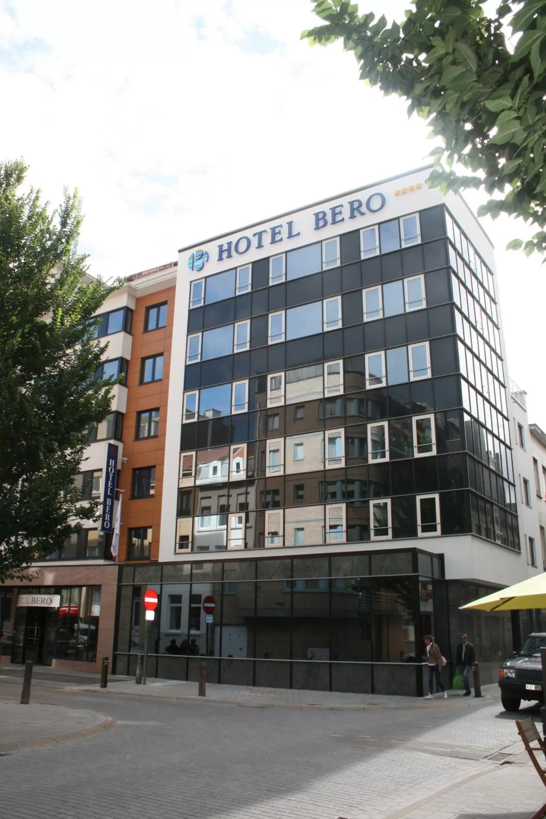 Facade/entrance, Property Building in Hotel Bero