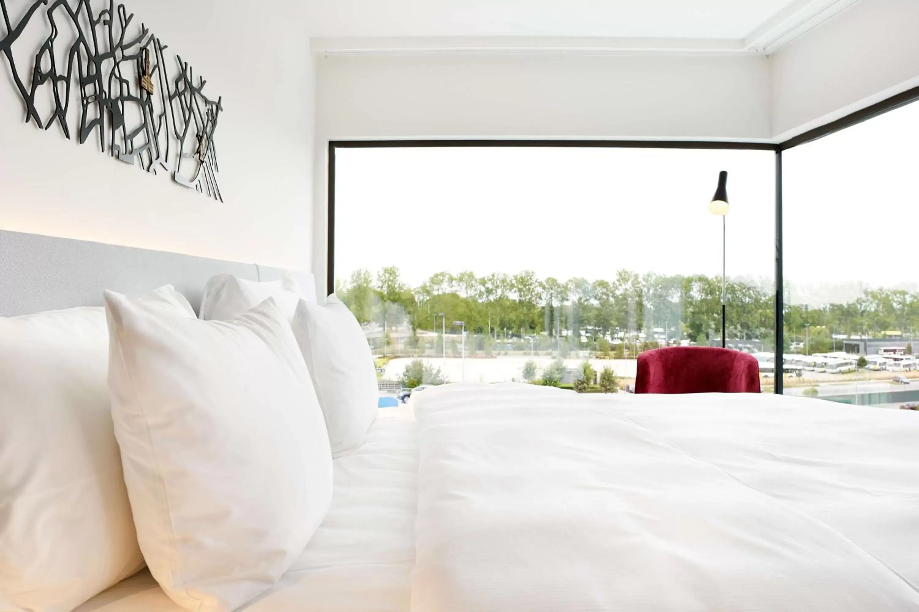 Photo of the whole room, Bed in Radisson Blu Hotel, Bruges