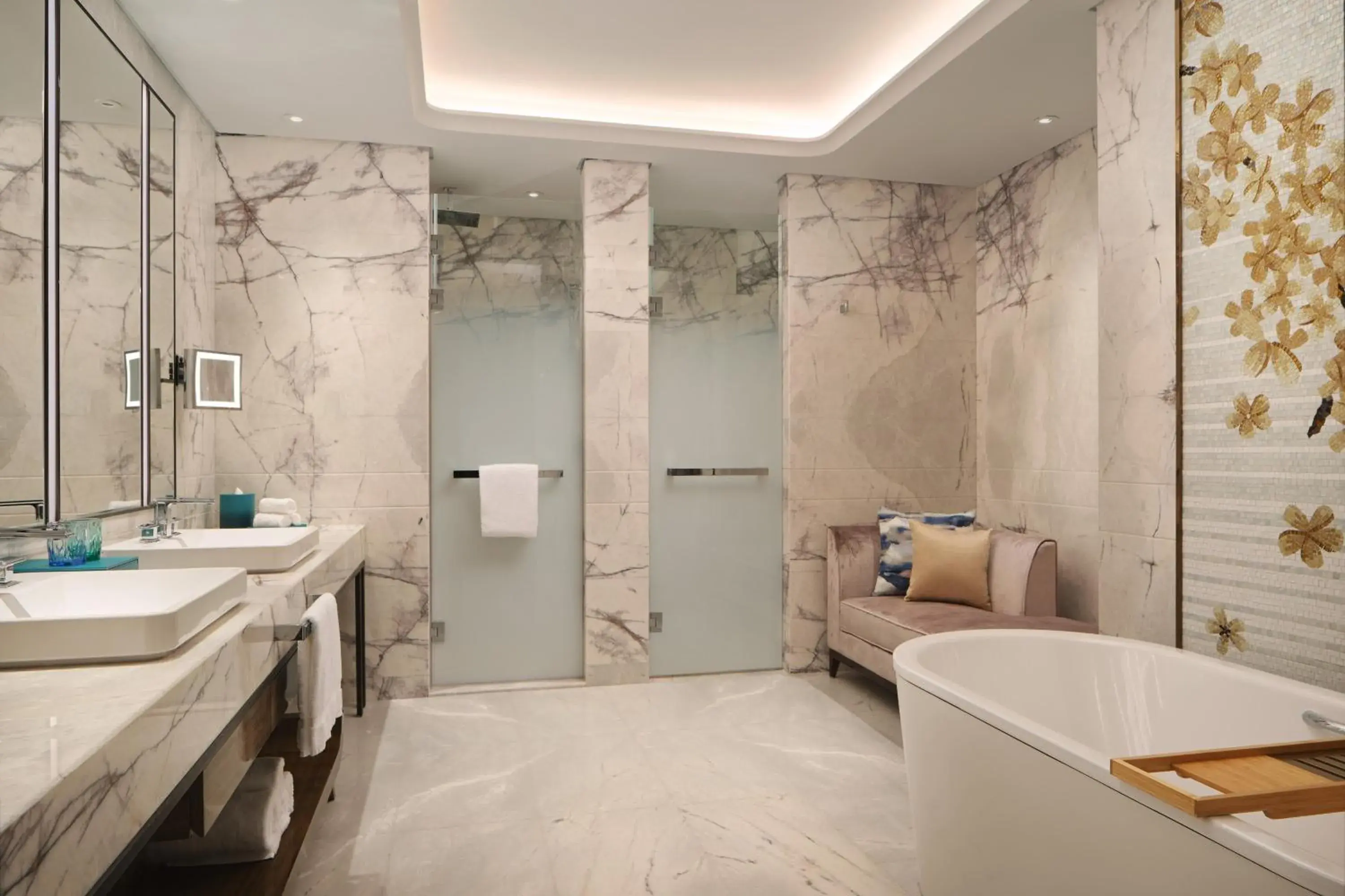 Bathroom in Na Lotus Hotel, a Luxury Collection Hotel, Nanning