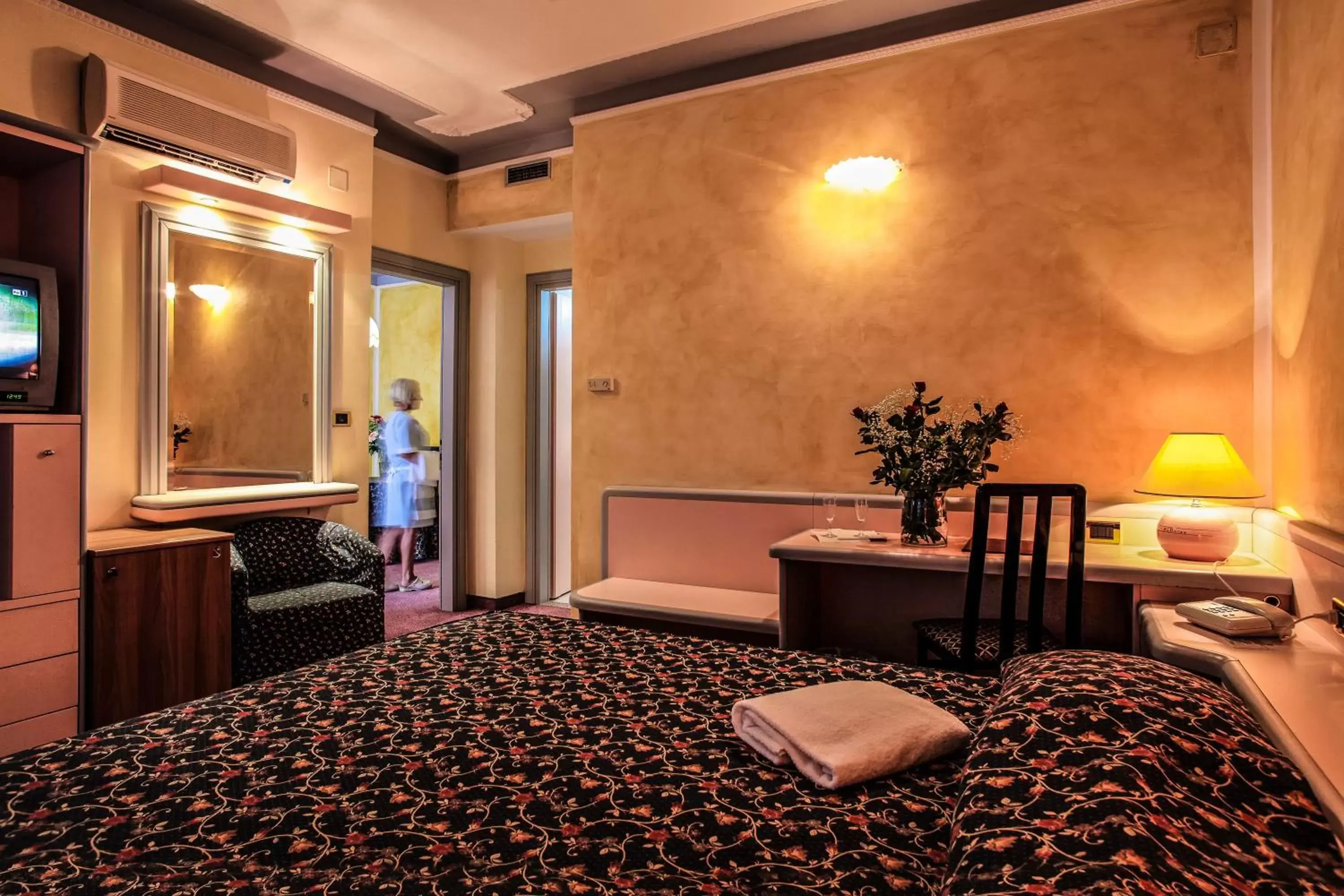 Photo of the whole room, Bed in Hotel Grazia Deledda Photo of the whole room, Bed in Hotel Grazia Deledda