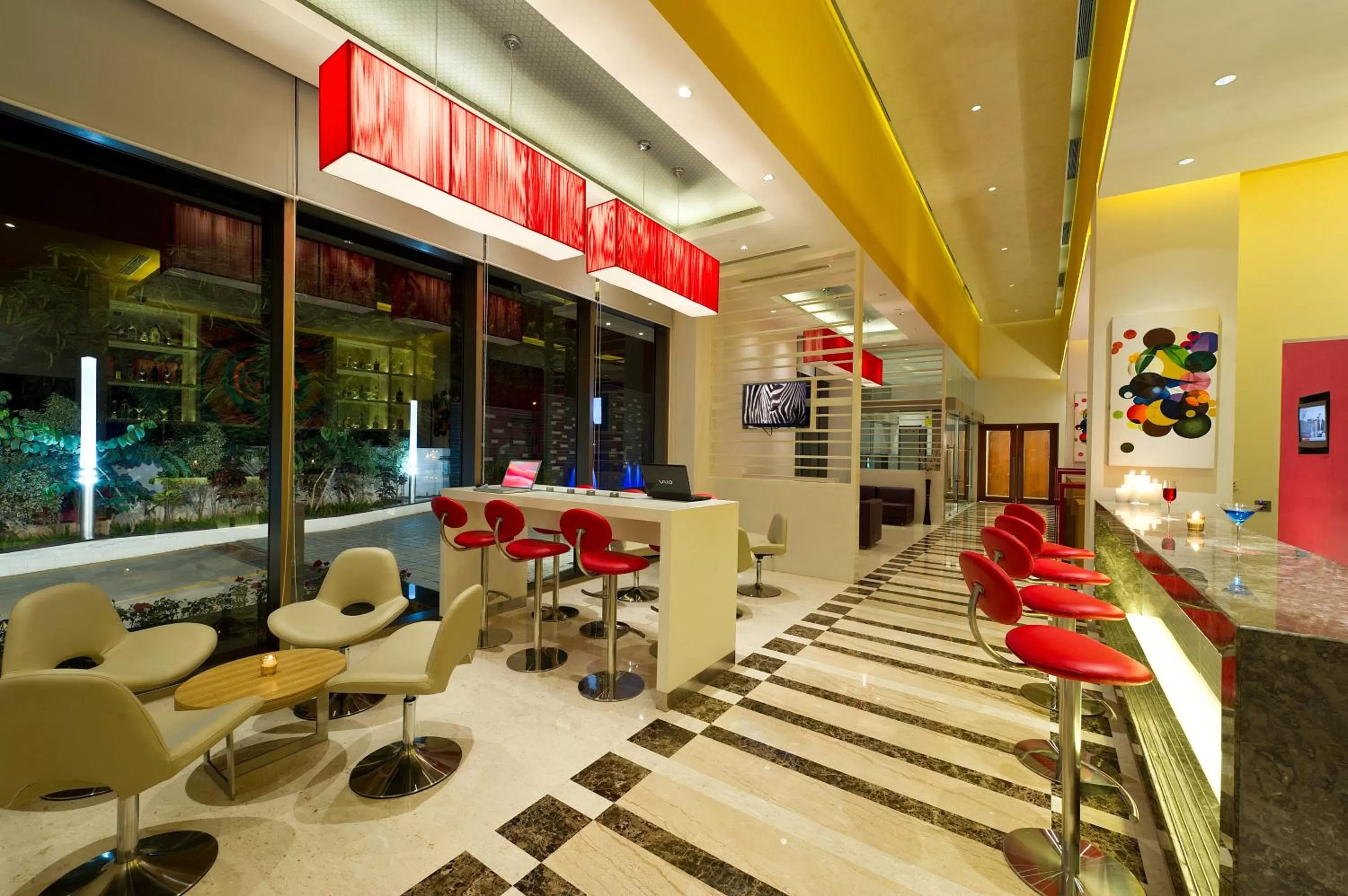 Restaurant/places to eat in ibis Nashik - An Accor Brand