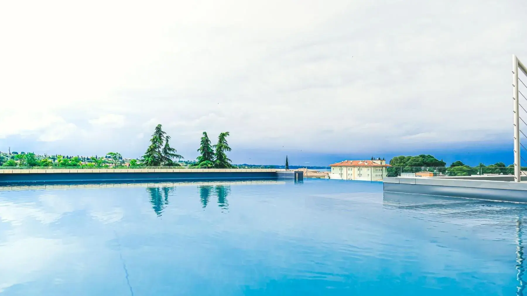 Swimming Pool in Solho Hotel