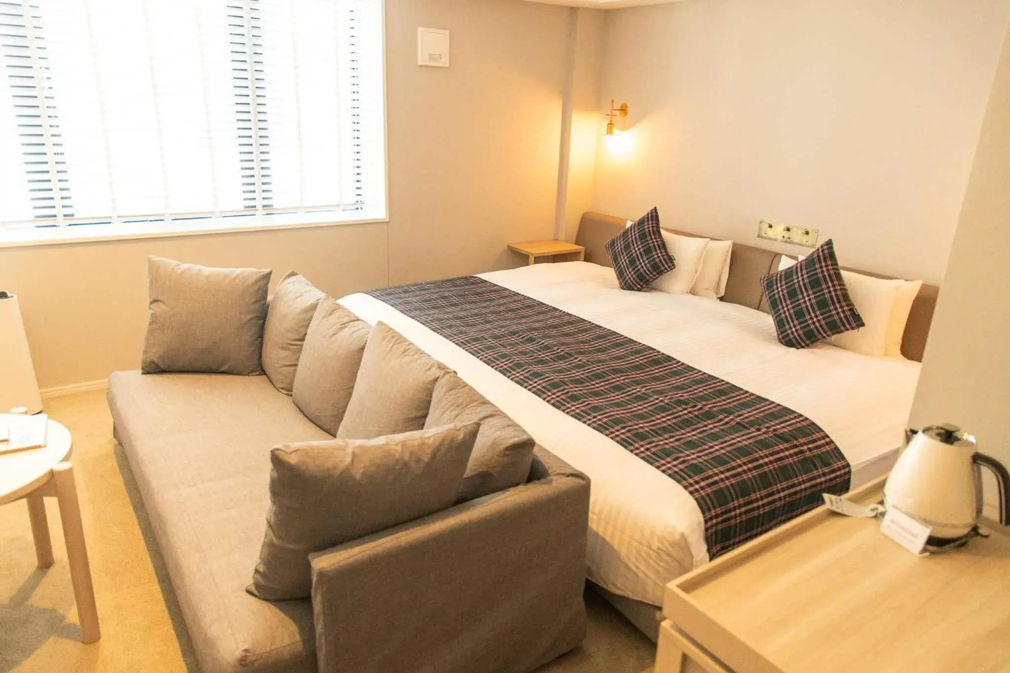 Premier Deluxe Double Room - single occupancy in hotel it. Osaka Shinmachi Nishishinsaibashi