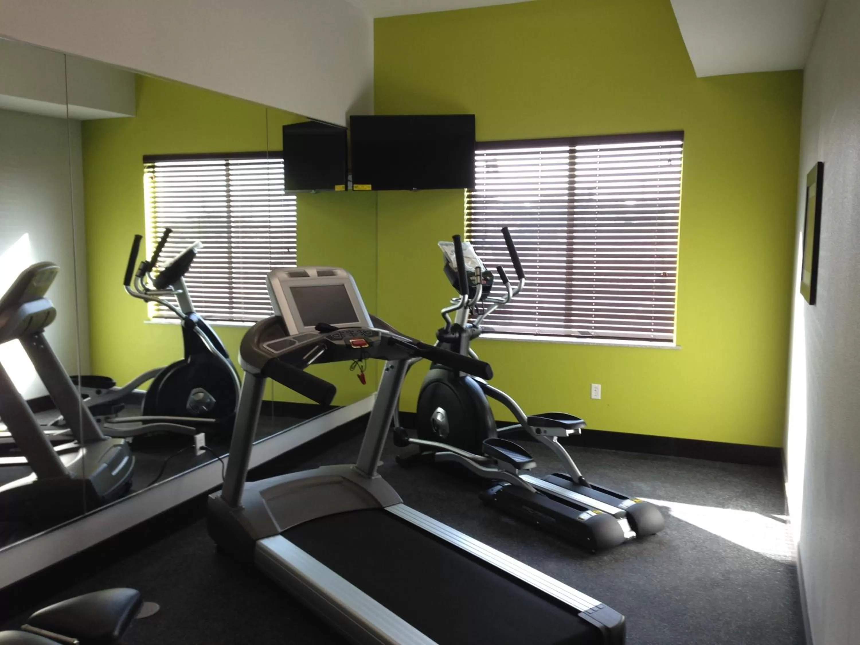 Fitness centre/facilities in Hawthorn Suites by Wyndham San Angelo