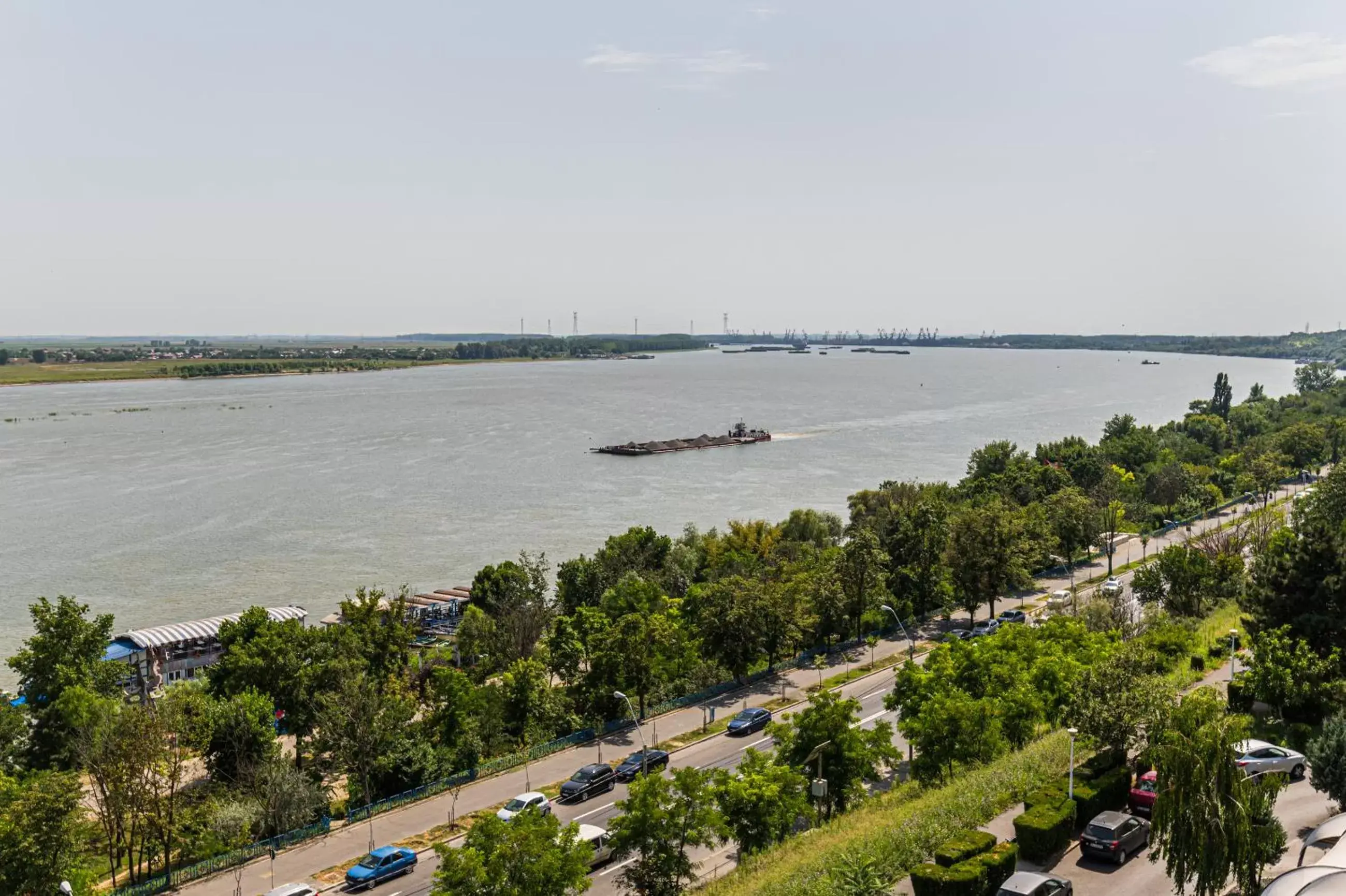 Natural landscape in Faleza Hotel by Vega