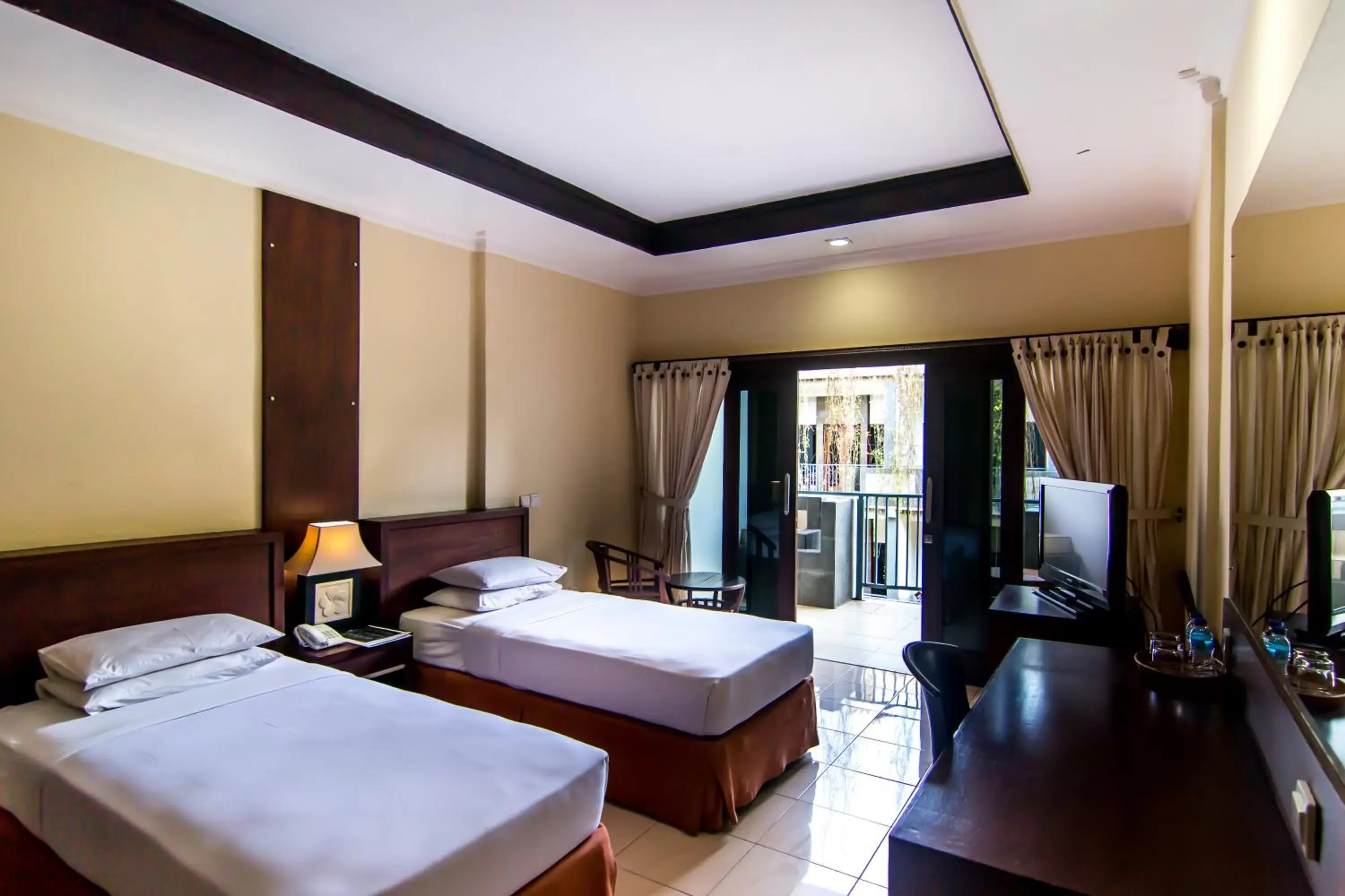 Photo of the whole room in Champlung Mas Hotel Legian, Kuta