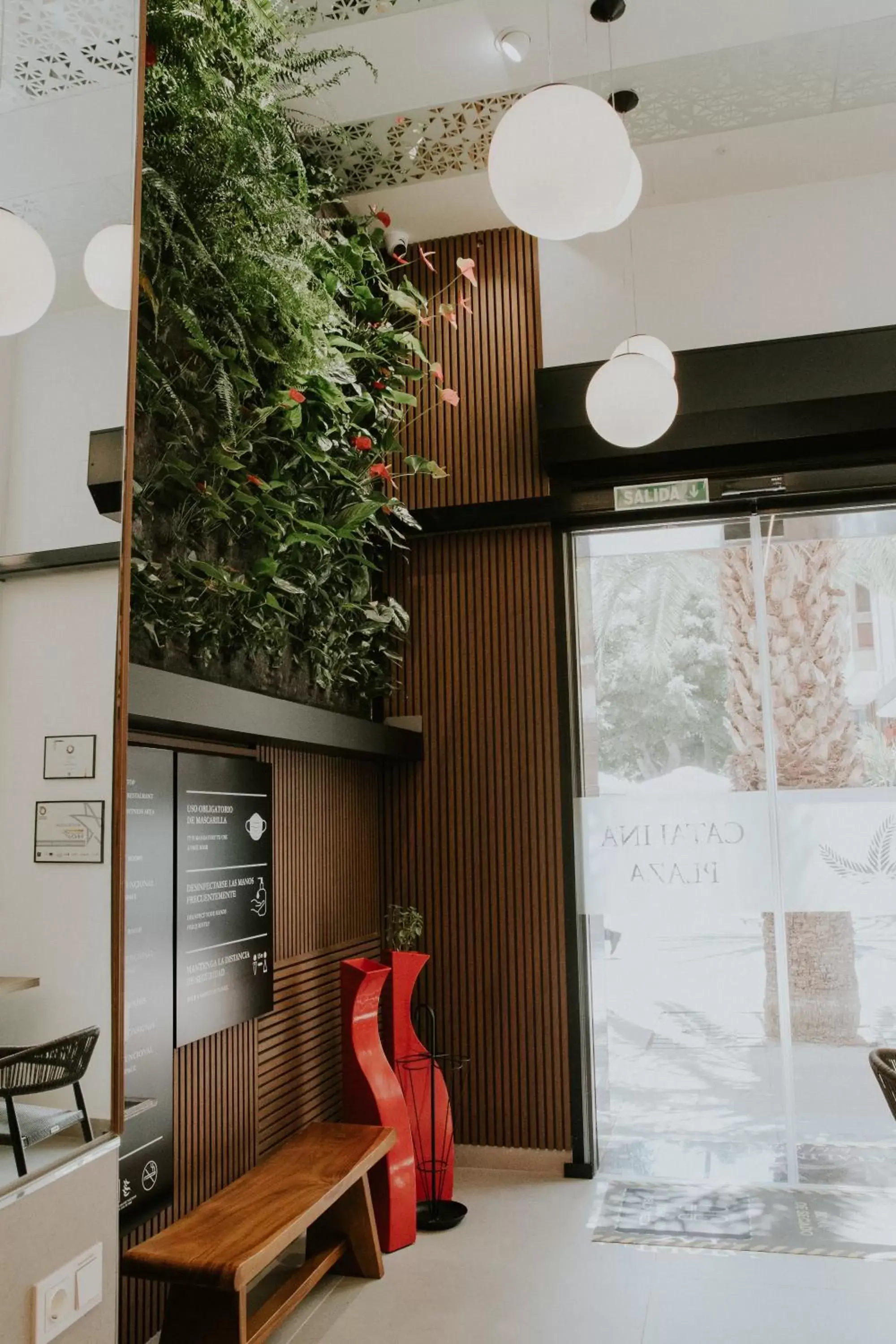 Lobby or reception in Catalina Plaza Hotel Sostenible Lobby or reception in Catalina Plaza Hotel Sostenible