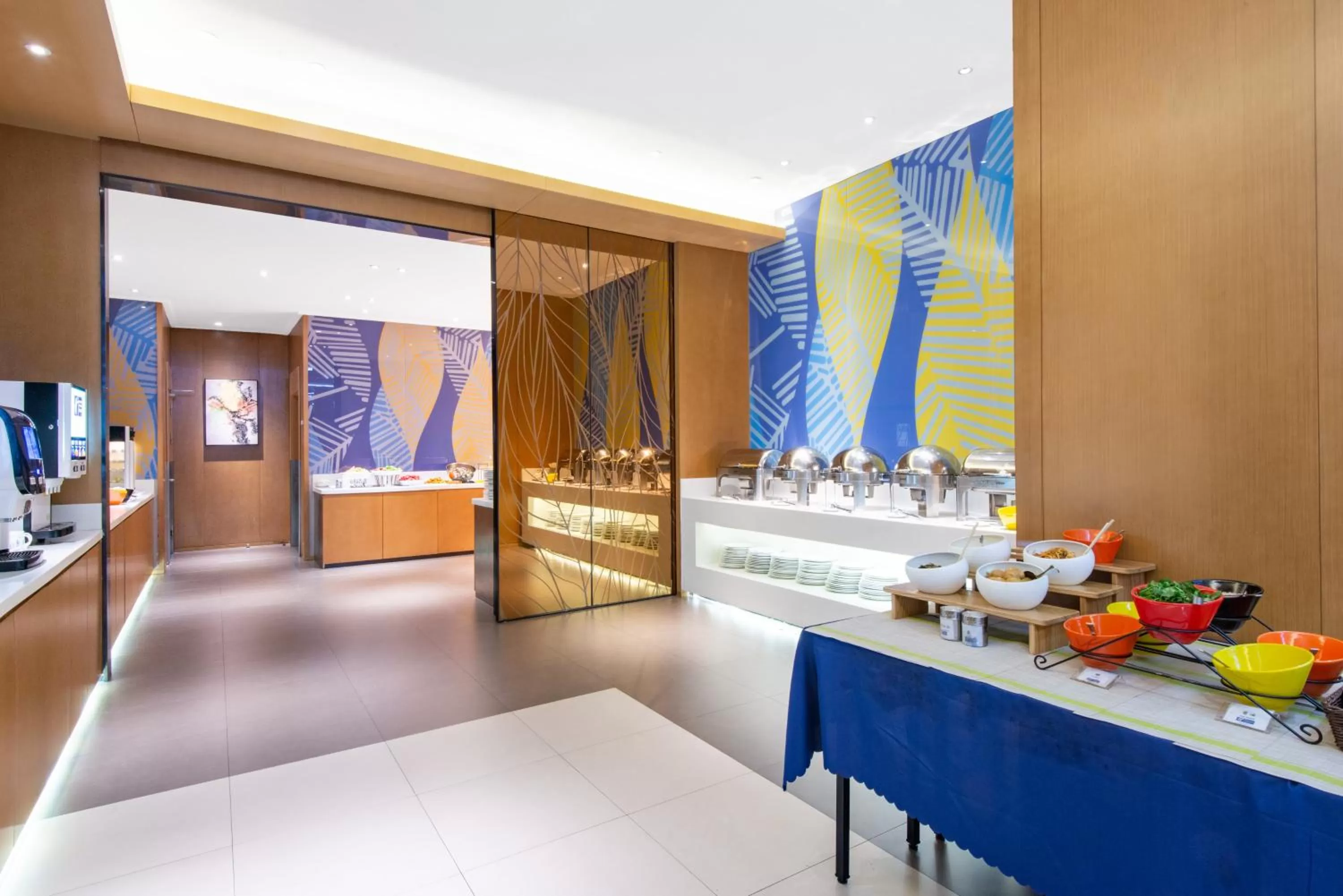 Breakfast in Holiday Inn Express Hangzhou East Station by IHG