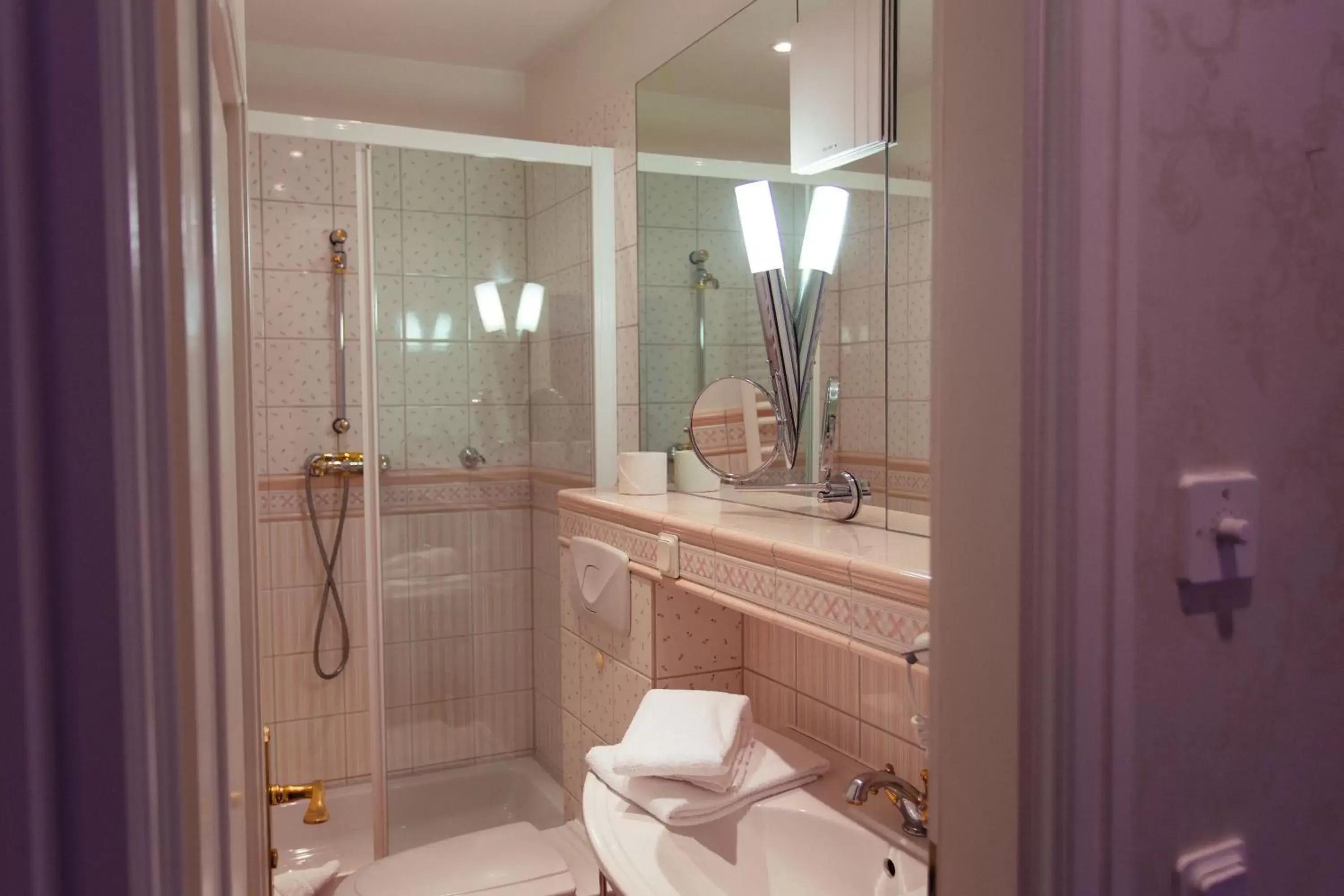 Bathroom in Boutiquehotel Schloßpalais