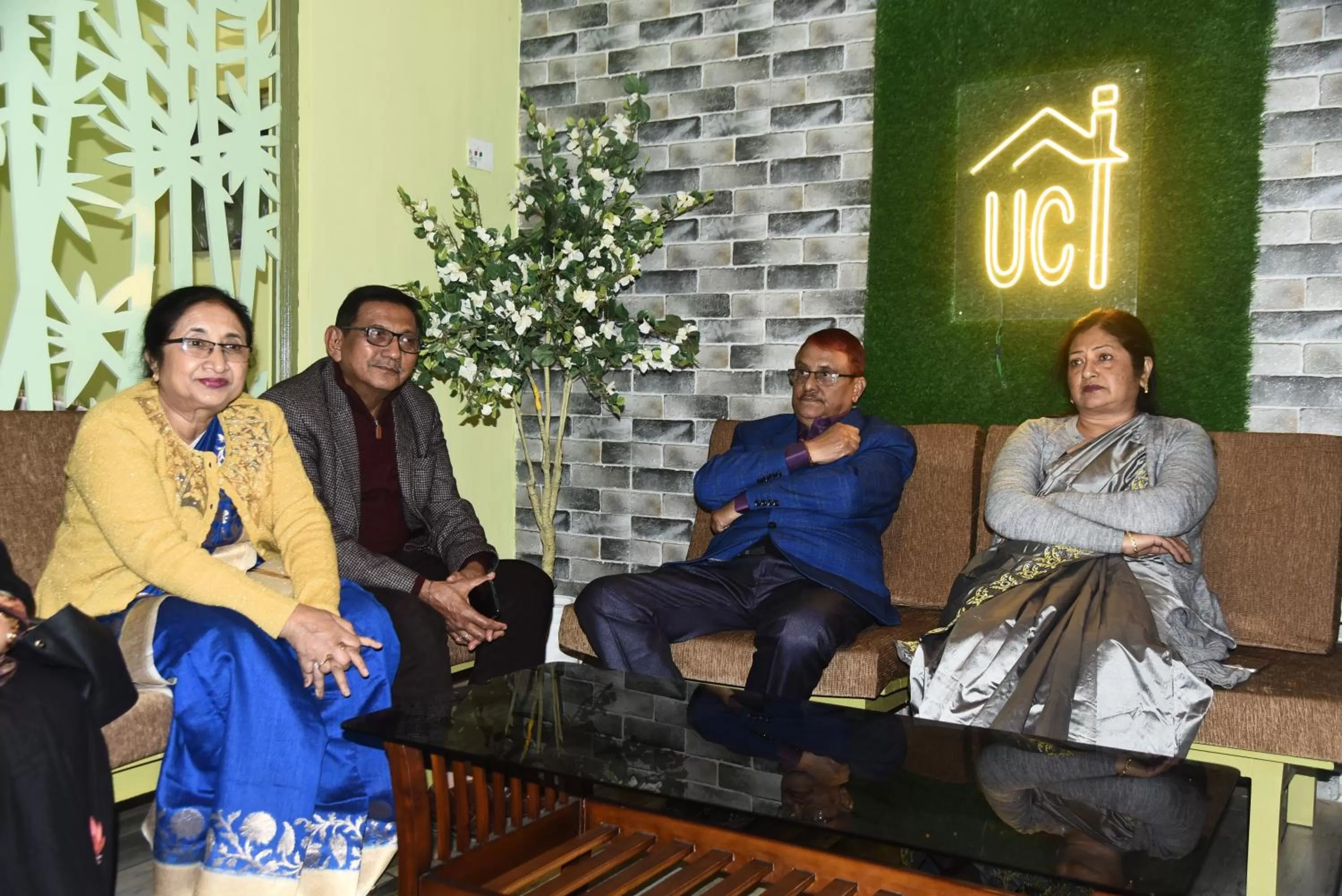 Family in URBAN COTTAGE