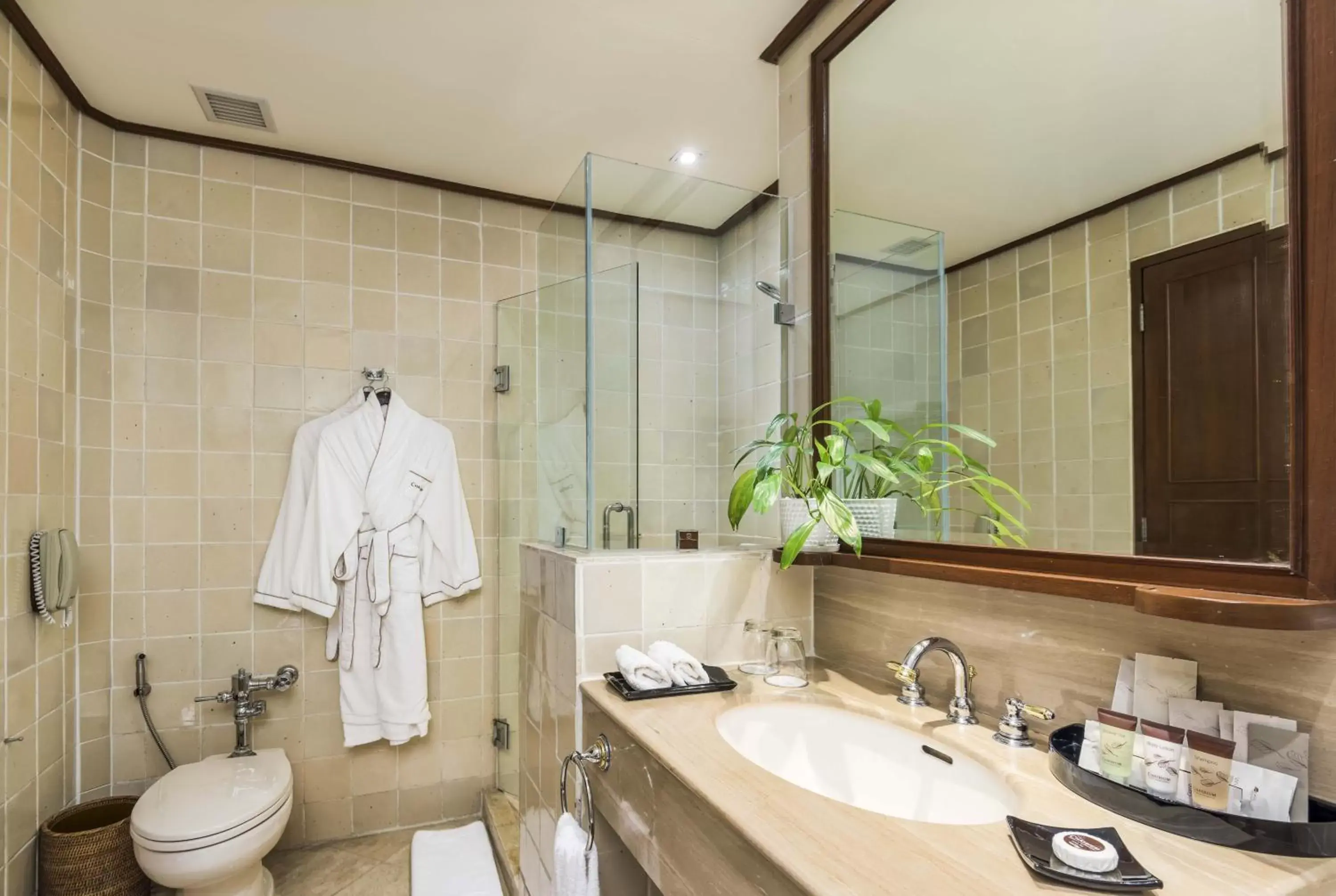 Toilet, Bathroom in Chatrium Hotel Royal Lake Yangon