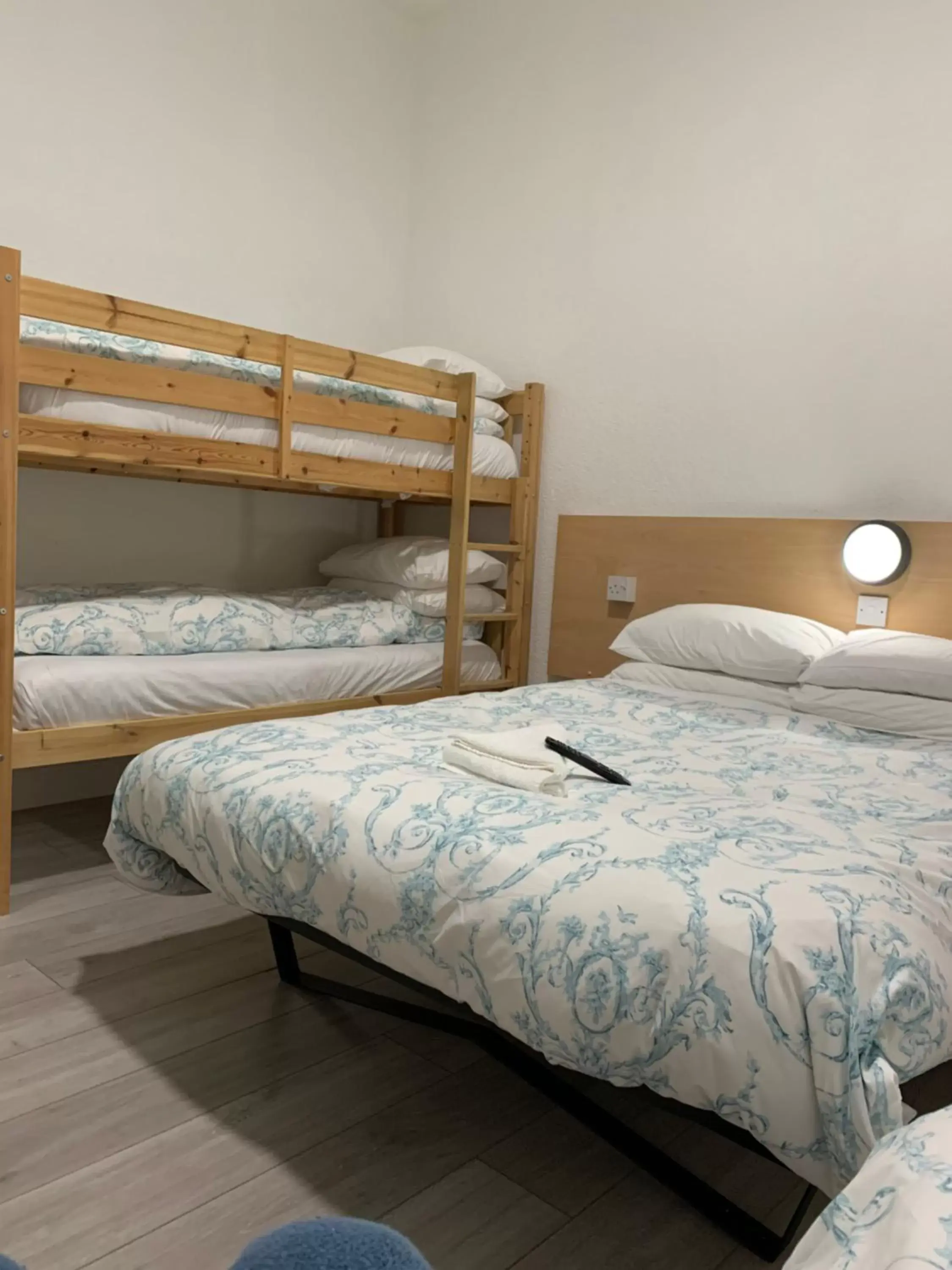 Bedroom, Bunk Bed in Danescourt Lodge