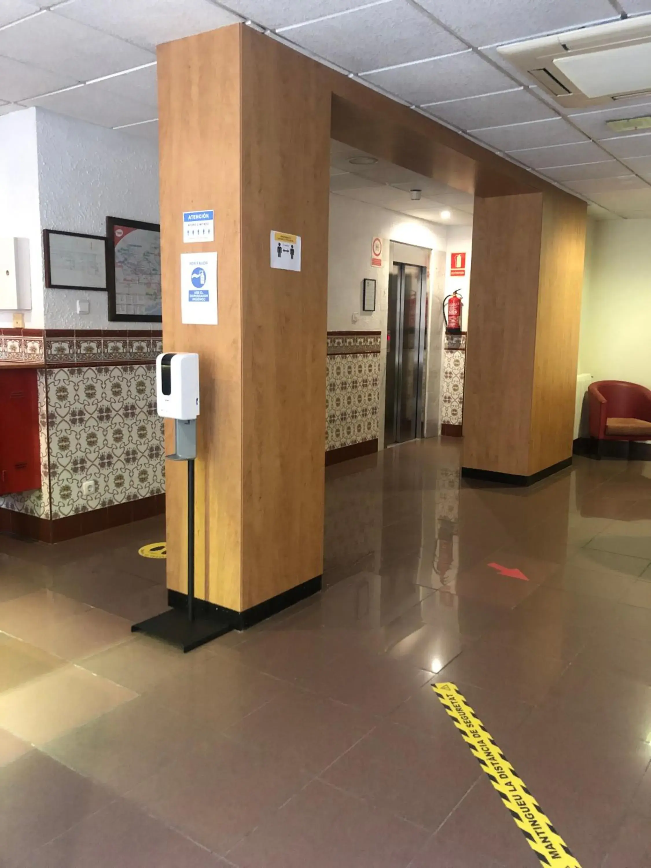 Lobby or reception in Hotel Cantón Lobby or reception in Hotel Cantón