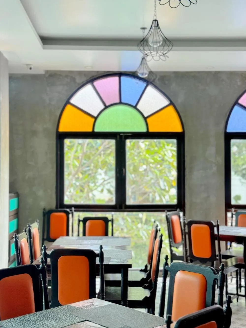 Restaurant/places to eat in Grand Supicha City Hotel