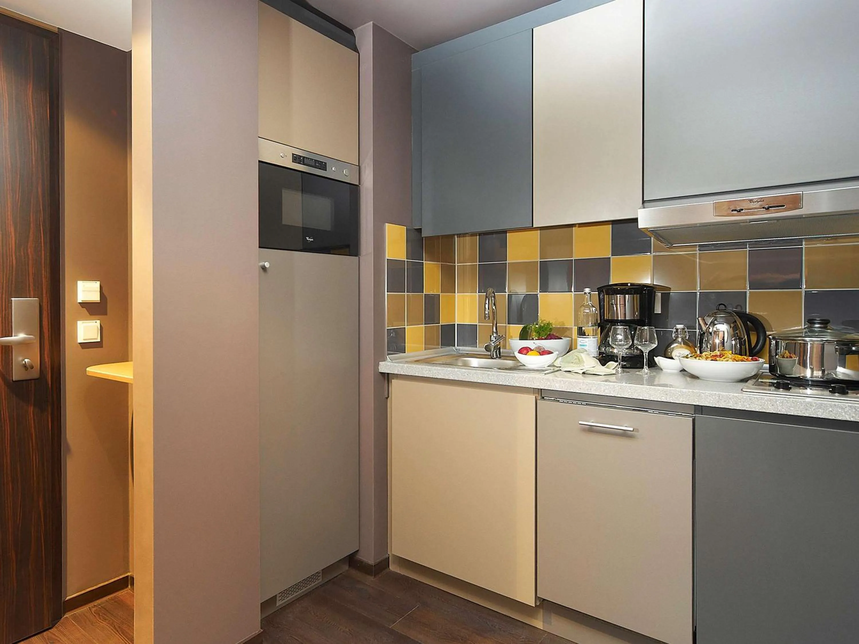 Photo of the whole room in Aparthotel Adagio Köln City