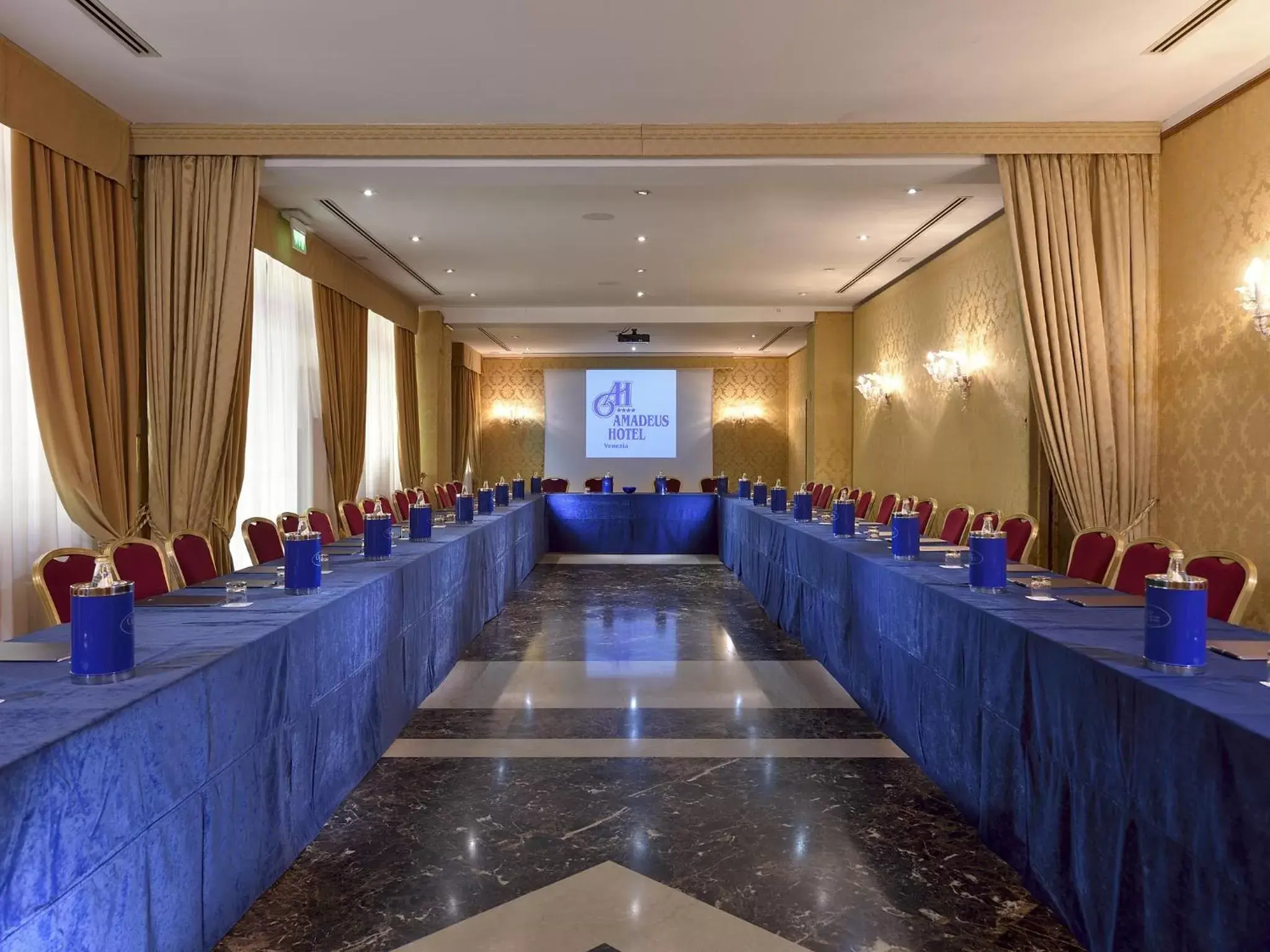 Meeting/conference room in Hotel Amadeus