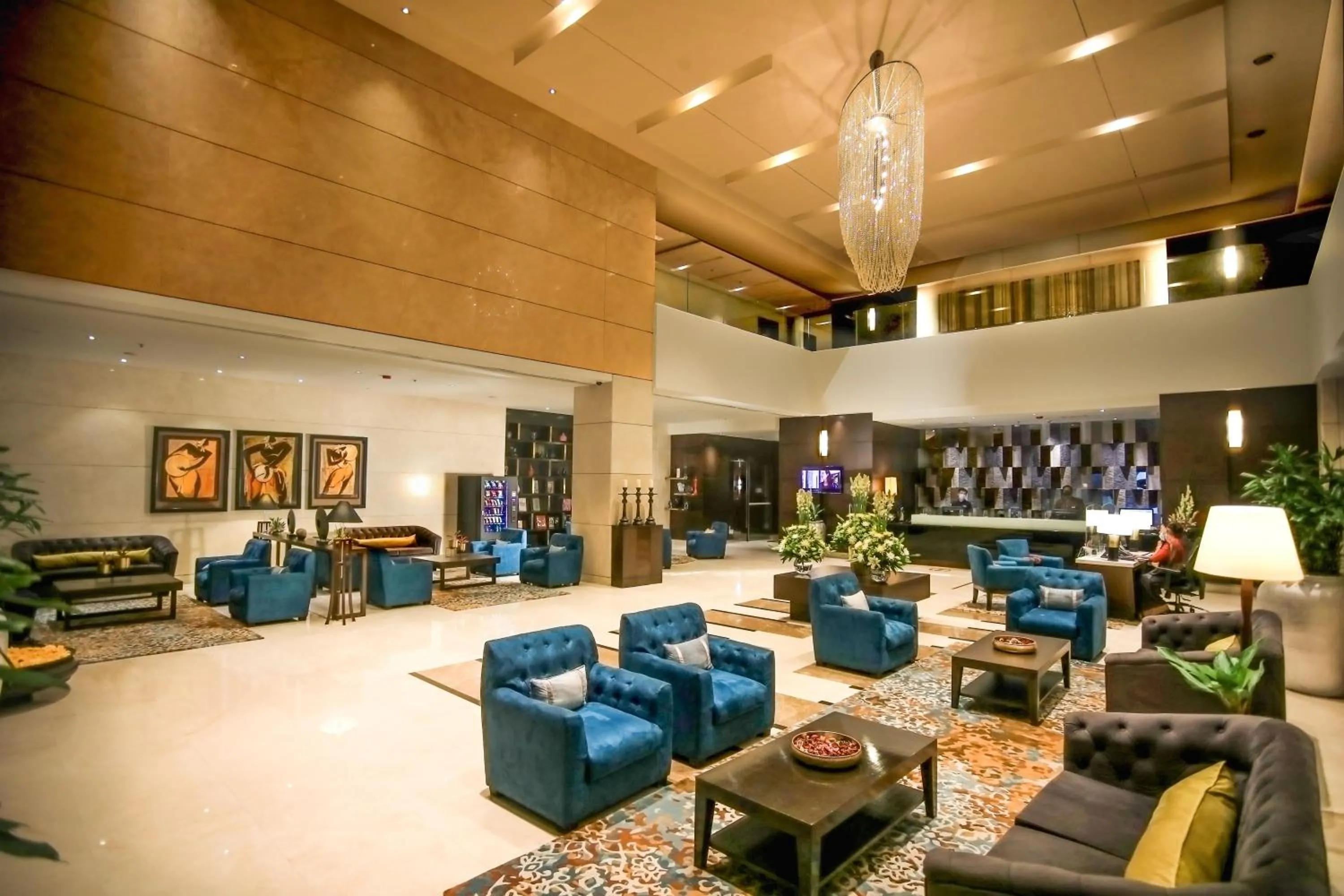 Lobby or reception in Somerset Greenways Chennai