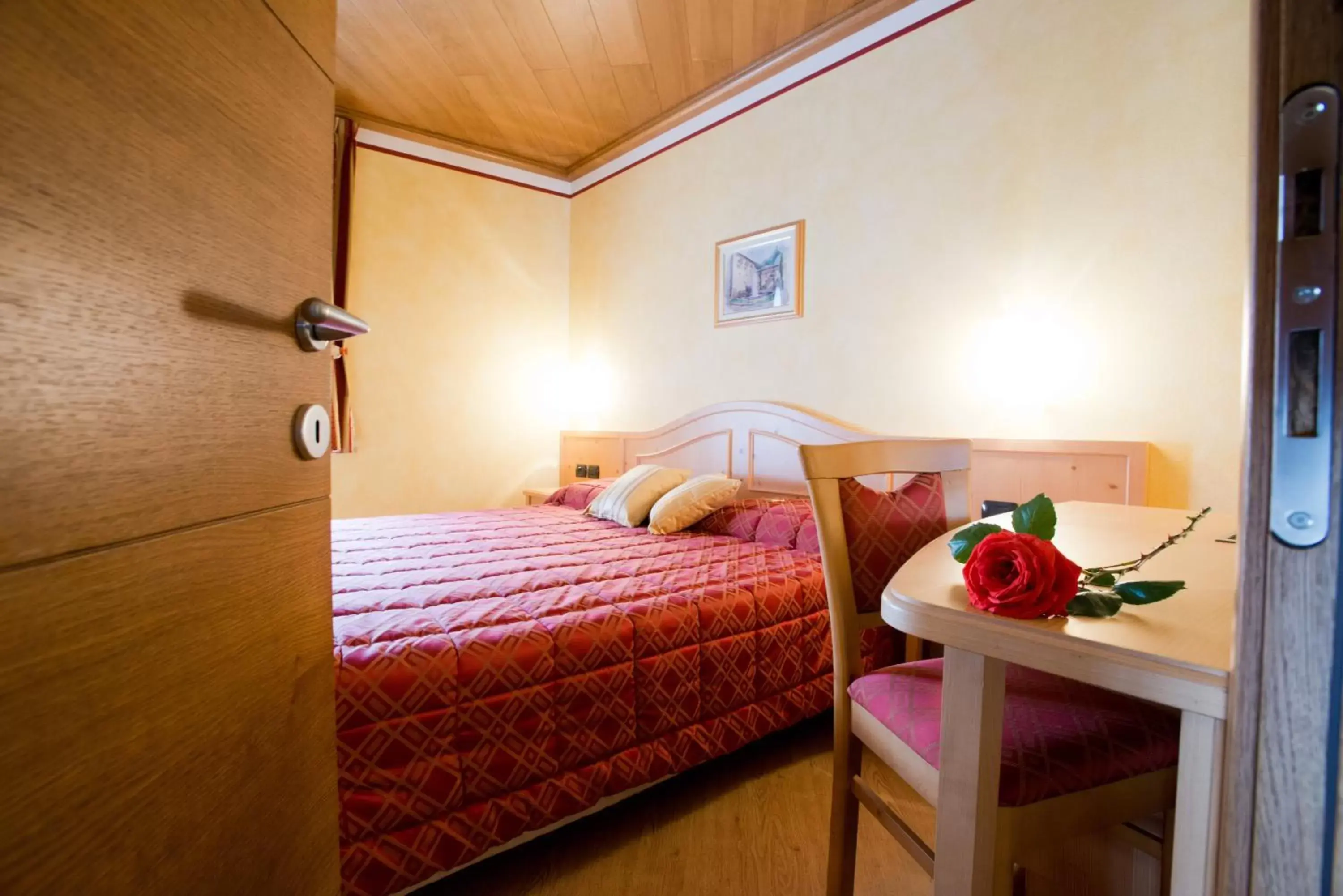 Bed, Room Photo in Hotel Garni Le Corti