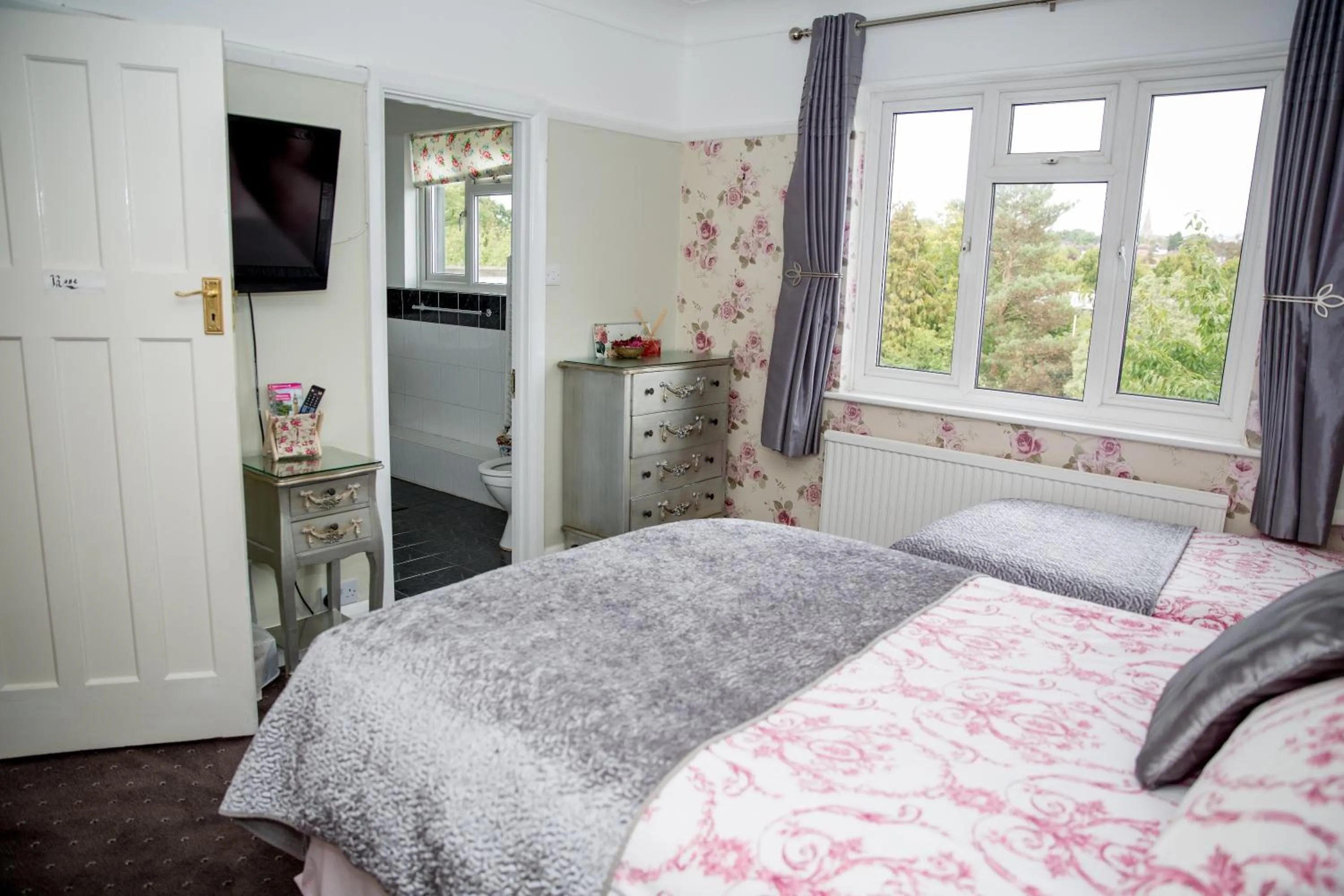 Bedroom, Bed in Bay Tree House Bed & Breakfast